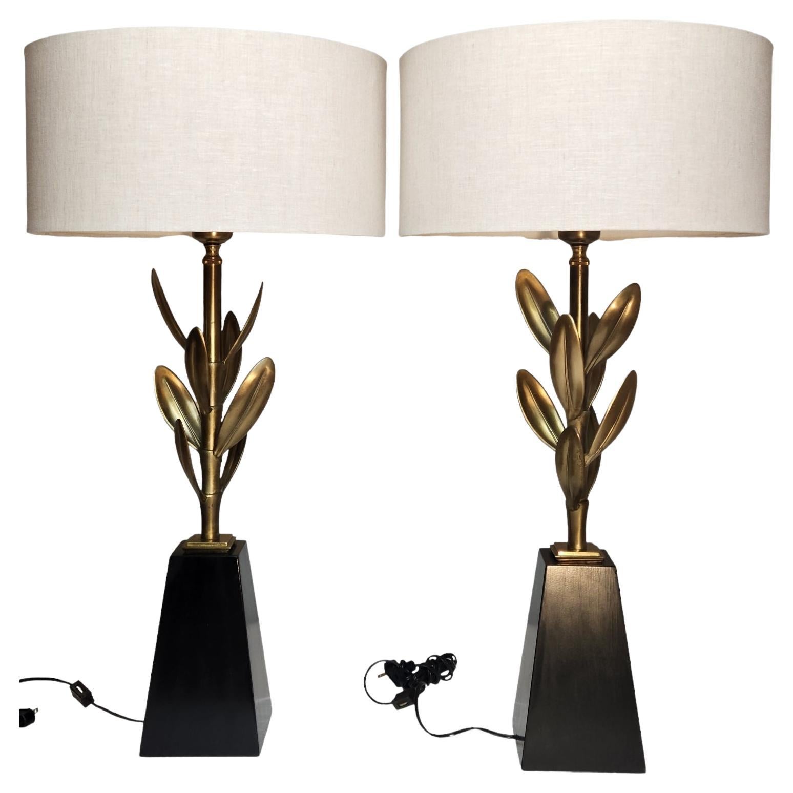 Stiffel Mid-Century Pair of Brass Sedum Leaf Floriform Table Lamps 1950s