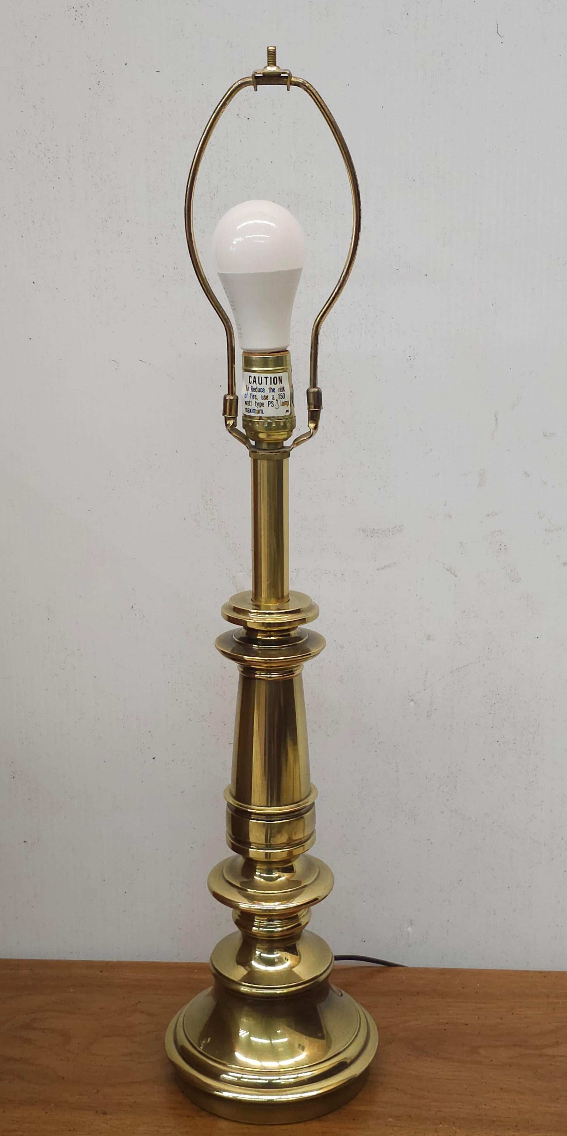 Stiffel Mid-Century Polished Solid Brass Colunm Table Lamp
Measures 6