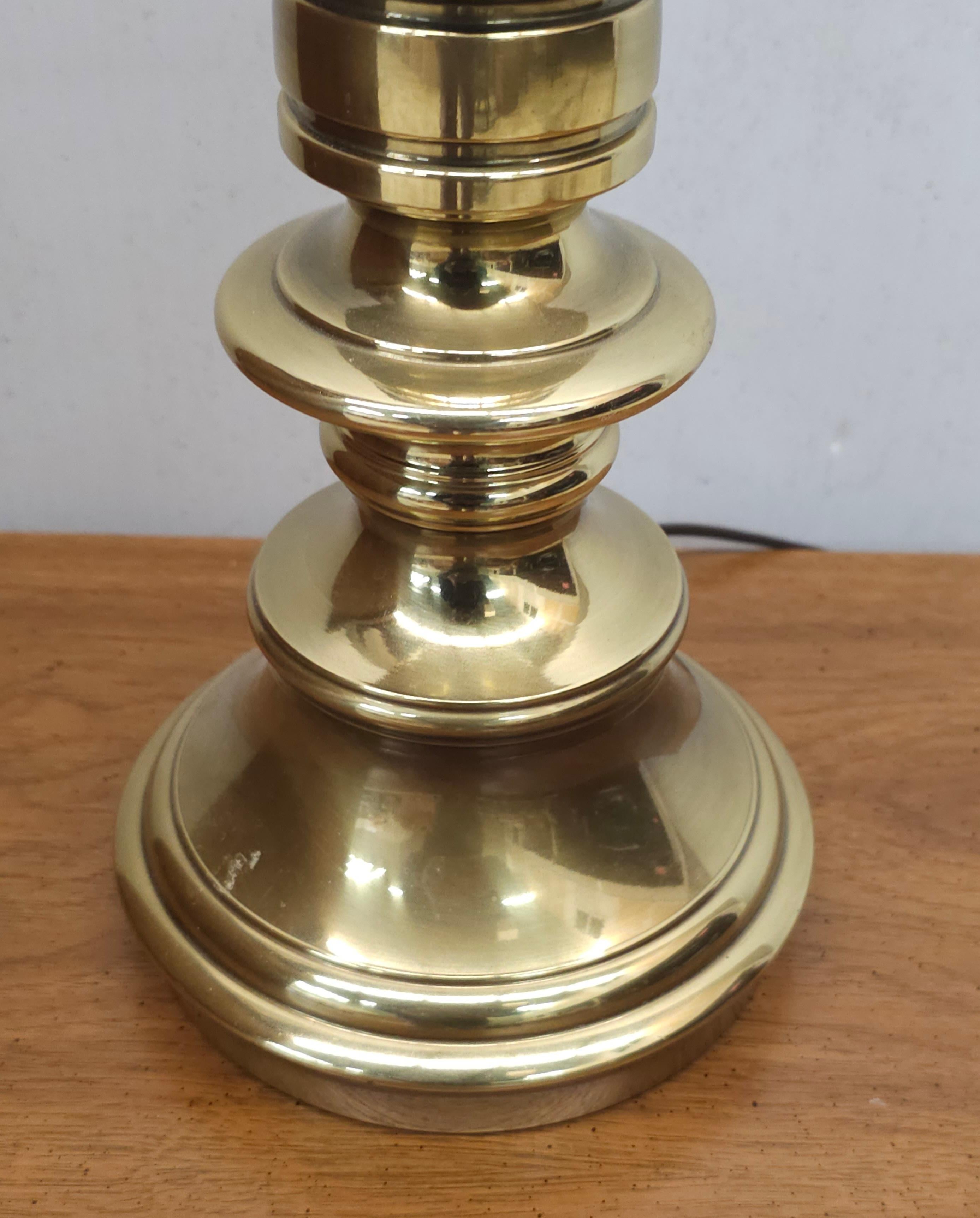 Mid-Century Modern Stiffel Mid-Century Polished Solid Brass Colunm Table Lamp For Sale