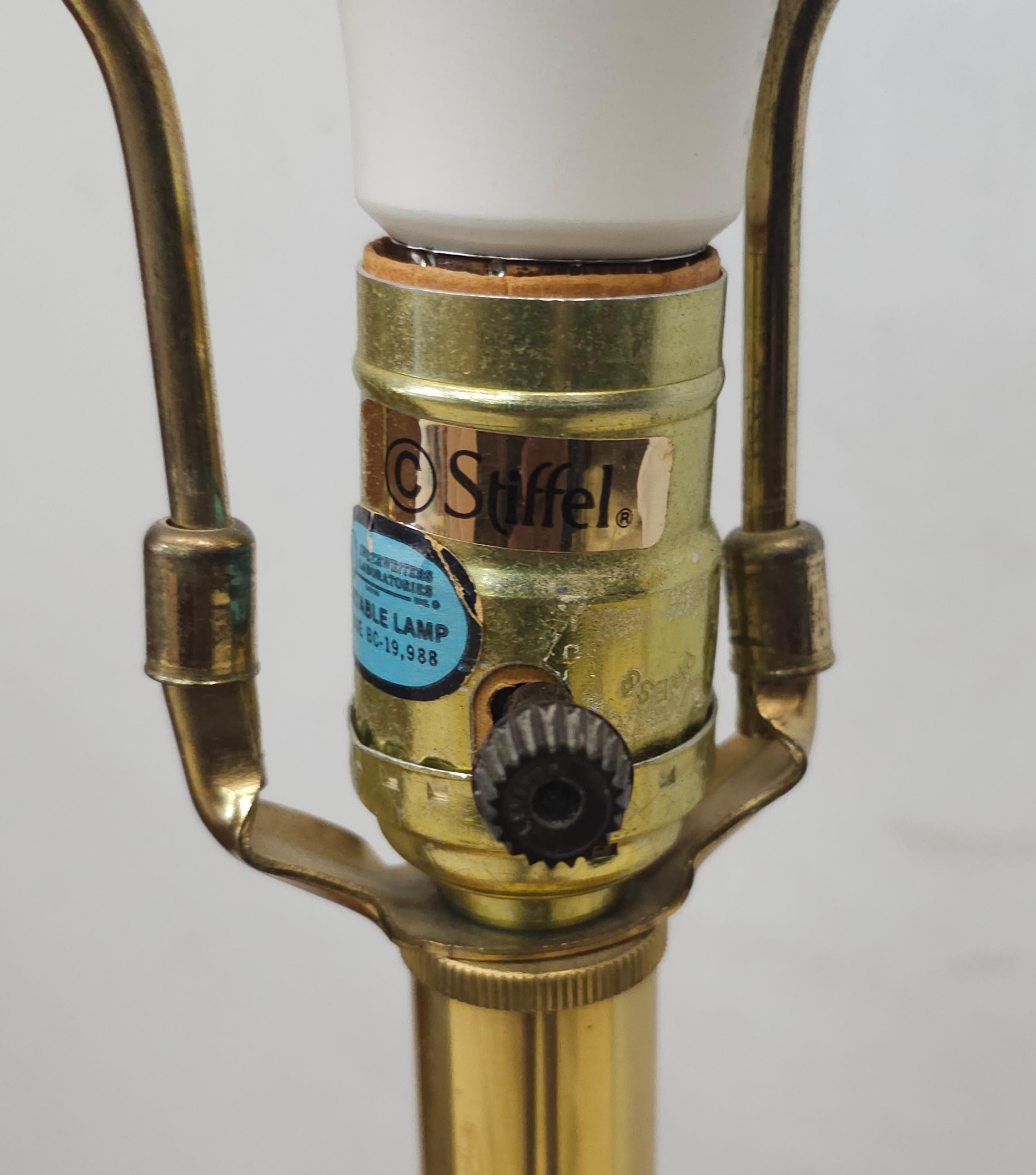 Stiffel Mid-Century Polished Solid Brass Colunm Table Lamp In Good Condition For Sale In Germantown, MD
