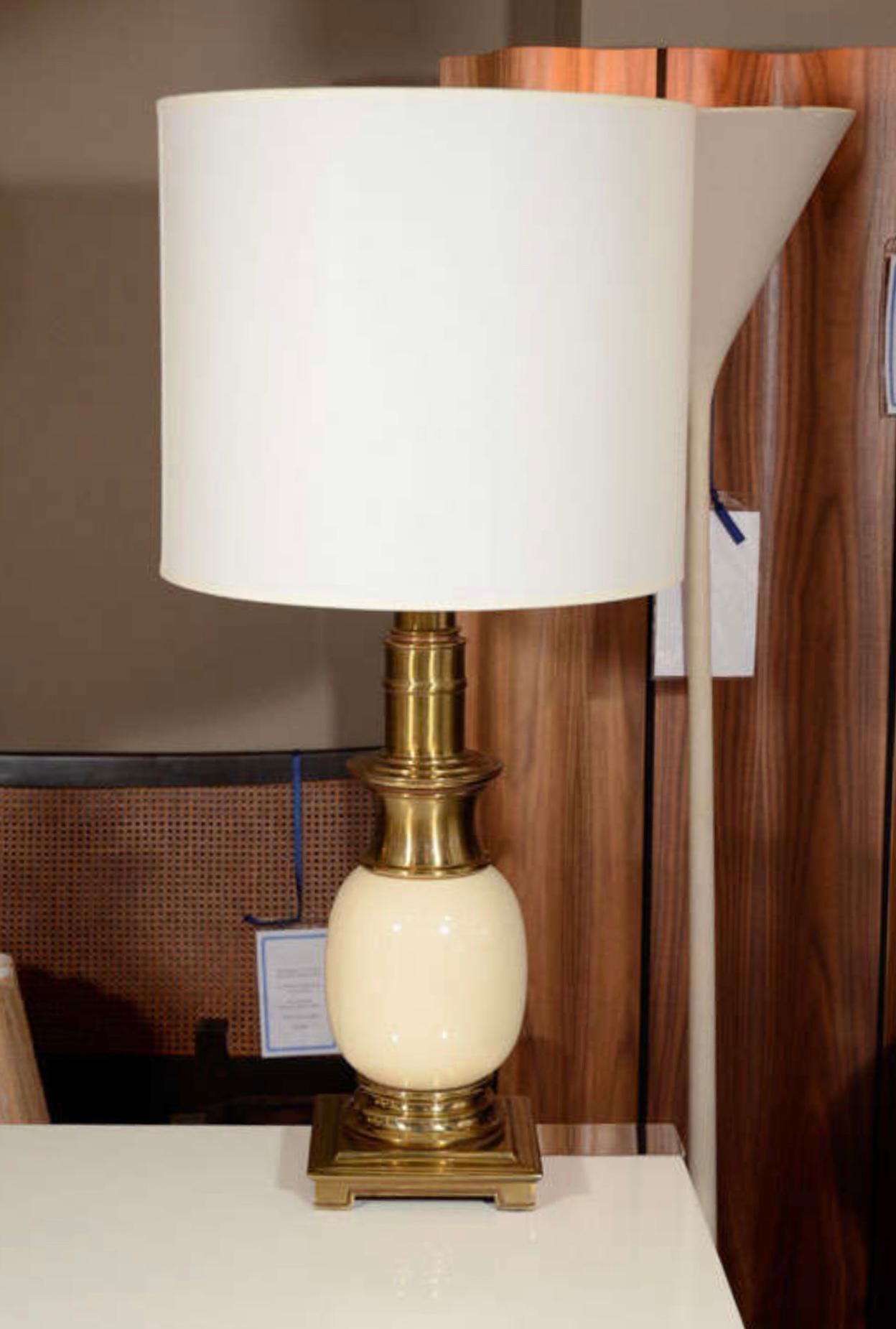 Paire de lampes de table en laiton et céramique 