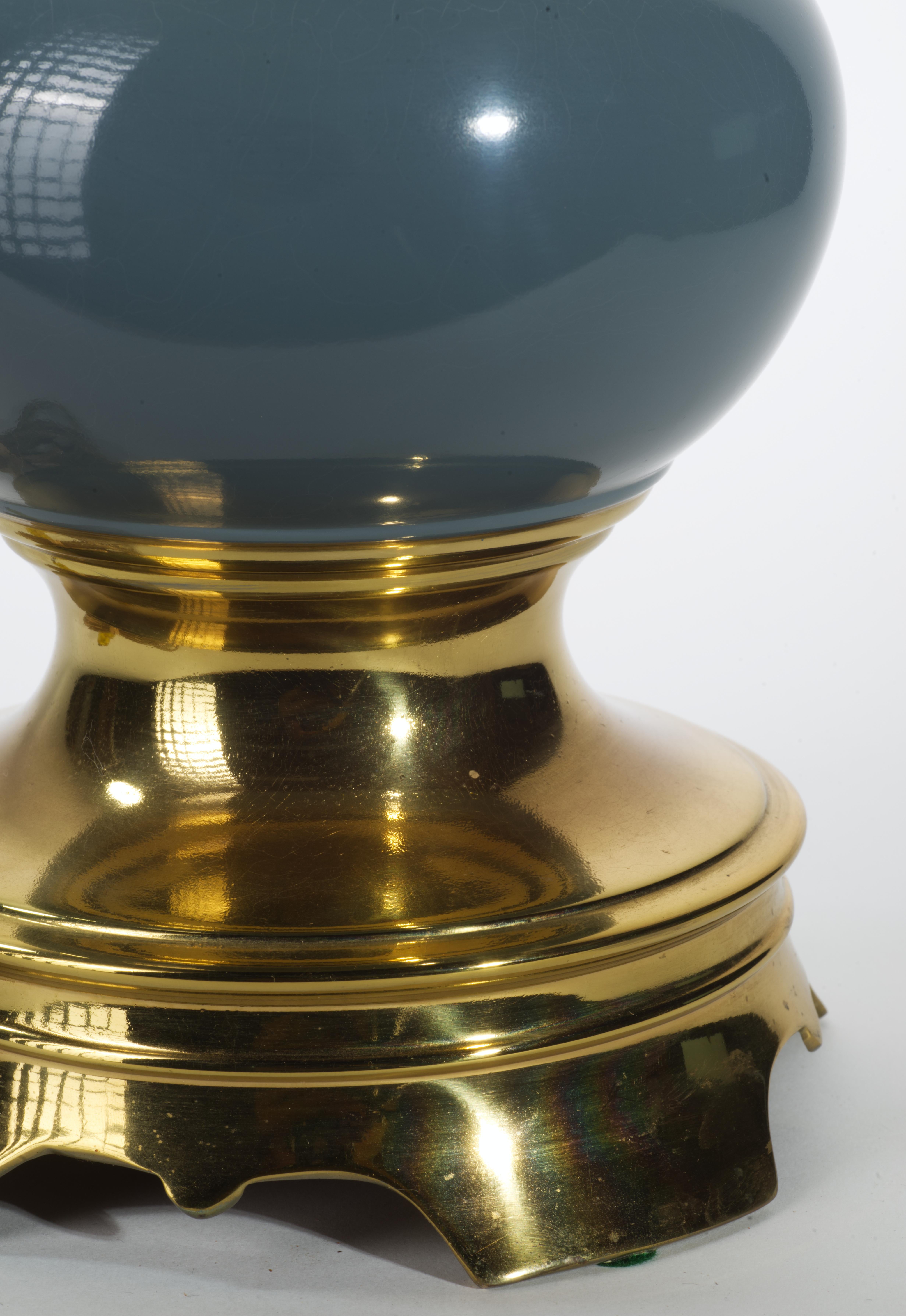 Lampe de table sculpturale Stiffel, céramique et laiton, mi-siècle moderne en vente 1