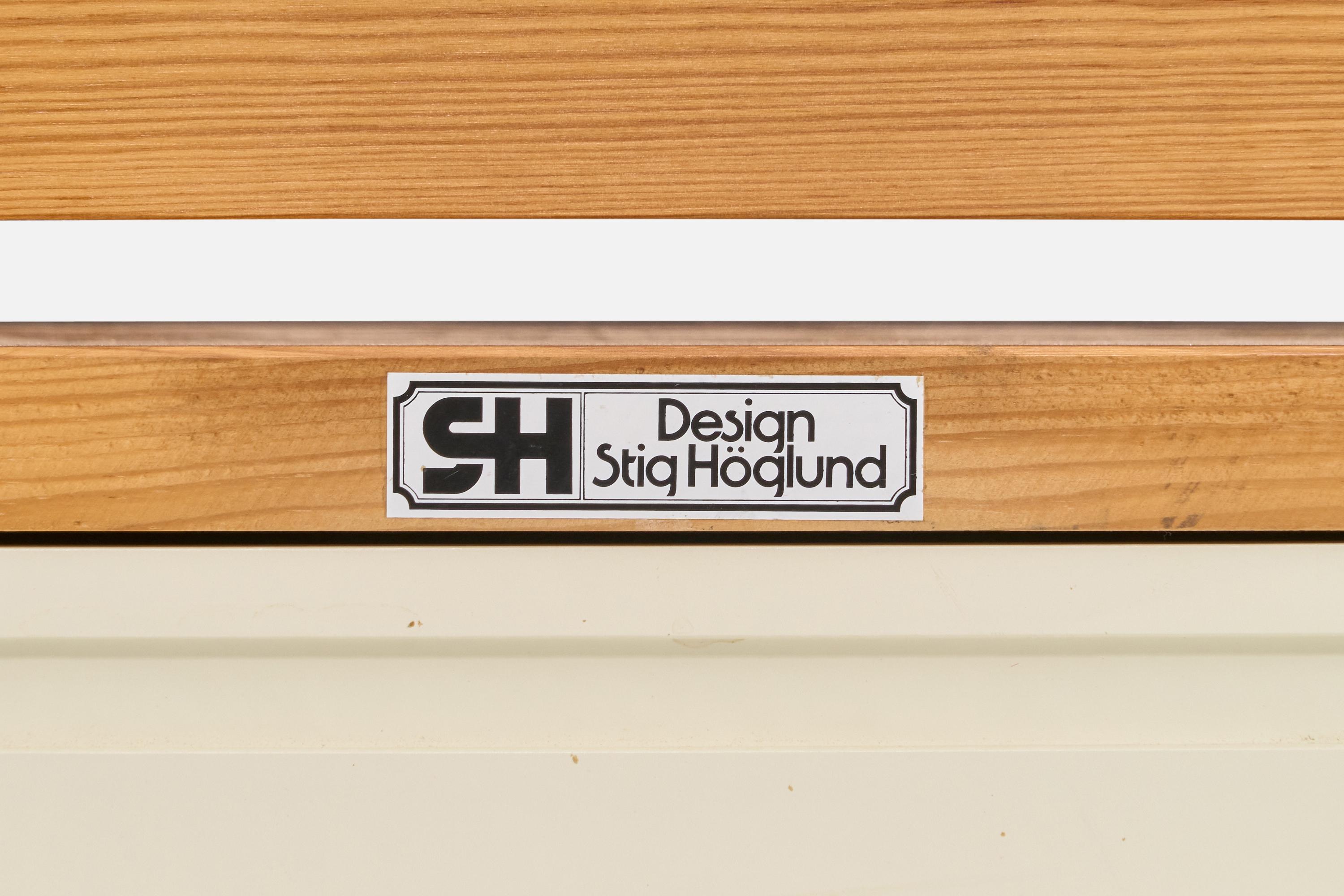 Swedish Stig Höglund, Nightstands, Pine, Sweden, 1970s