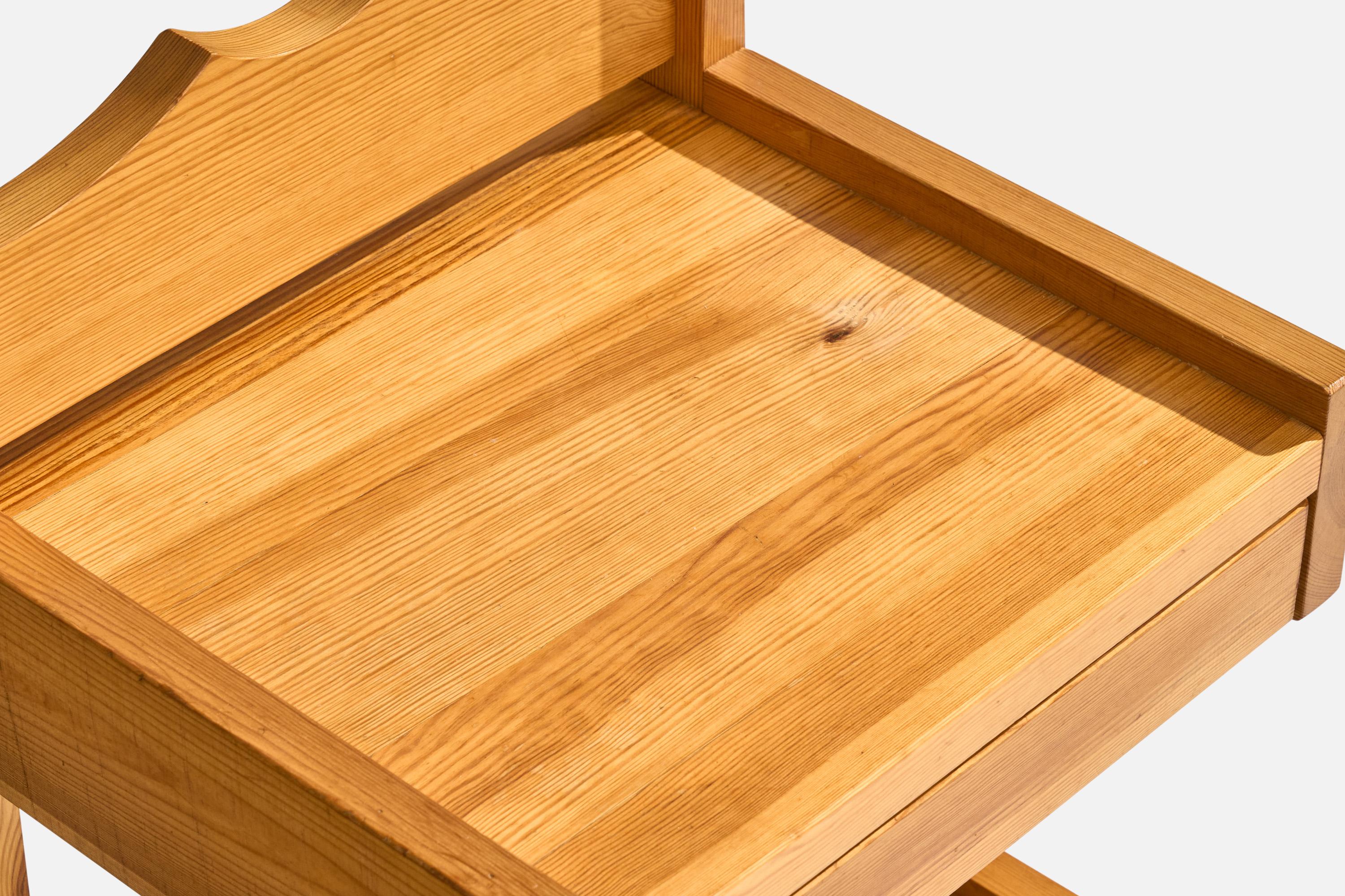 Stig Höglund, Nightstands, Pine, Sweden, 1970s 3