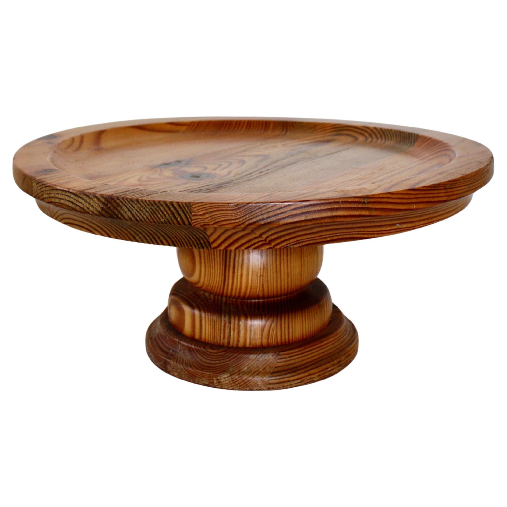 Stig Johansson, Smålandsslöjd, Plato de madera de pino, Plato para tartas, Suecia, 1960/setenta en venta