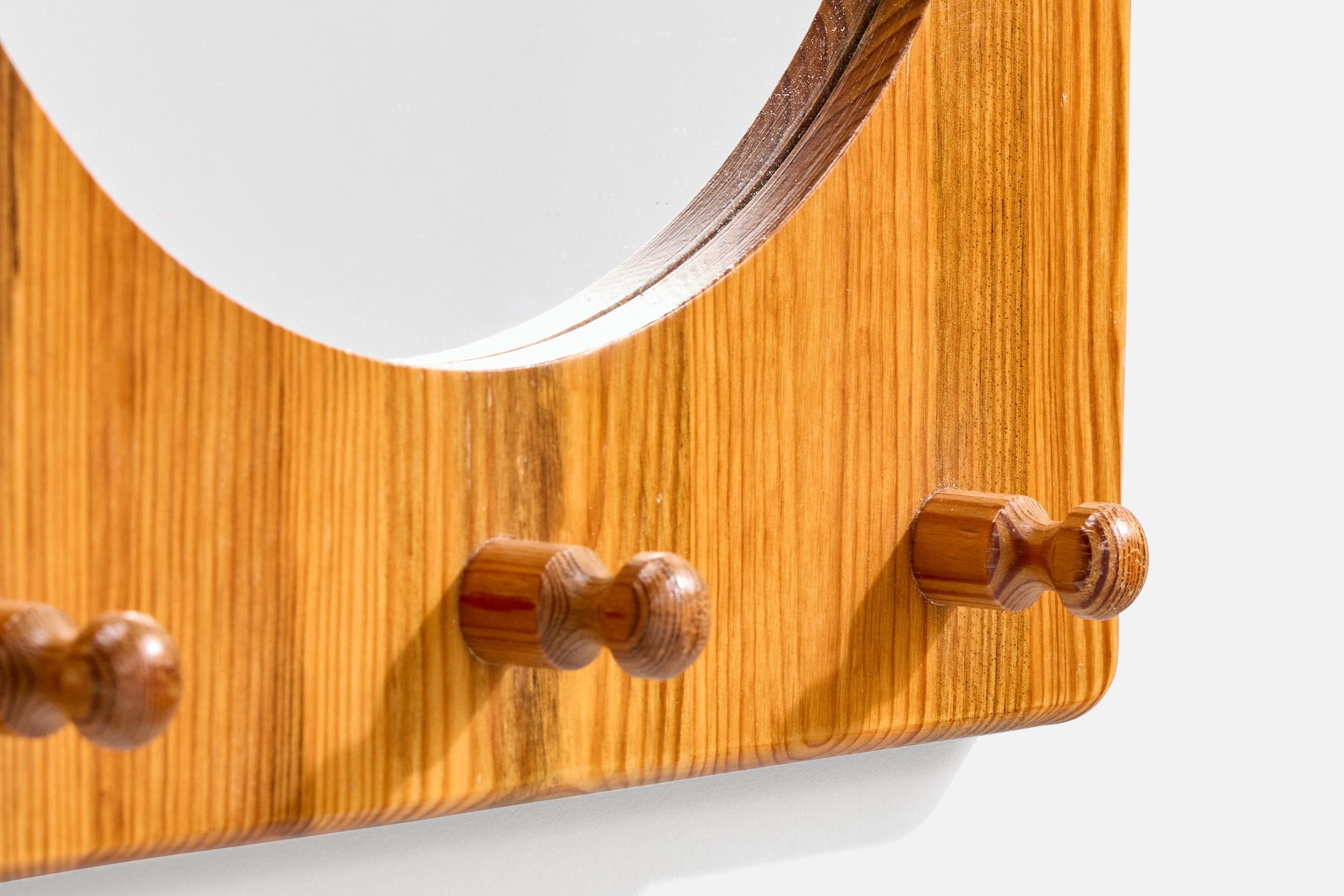 Pin Paire de miroirs muraux en pin, Stig Johnsson, Suède, 1970 en vente