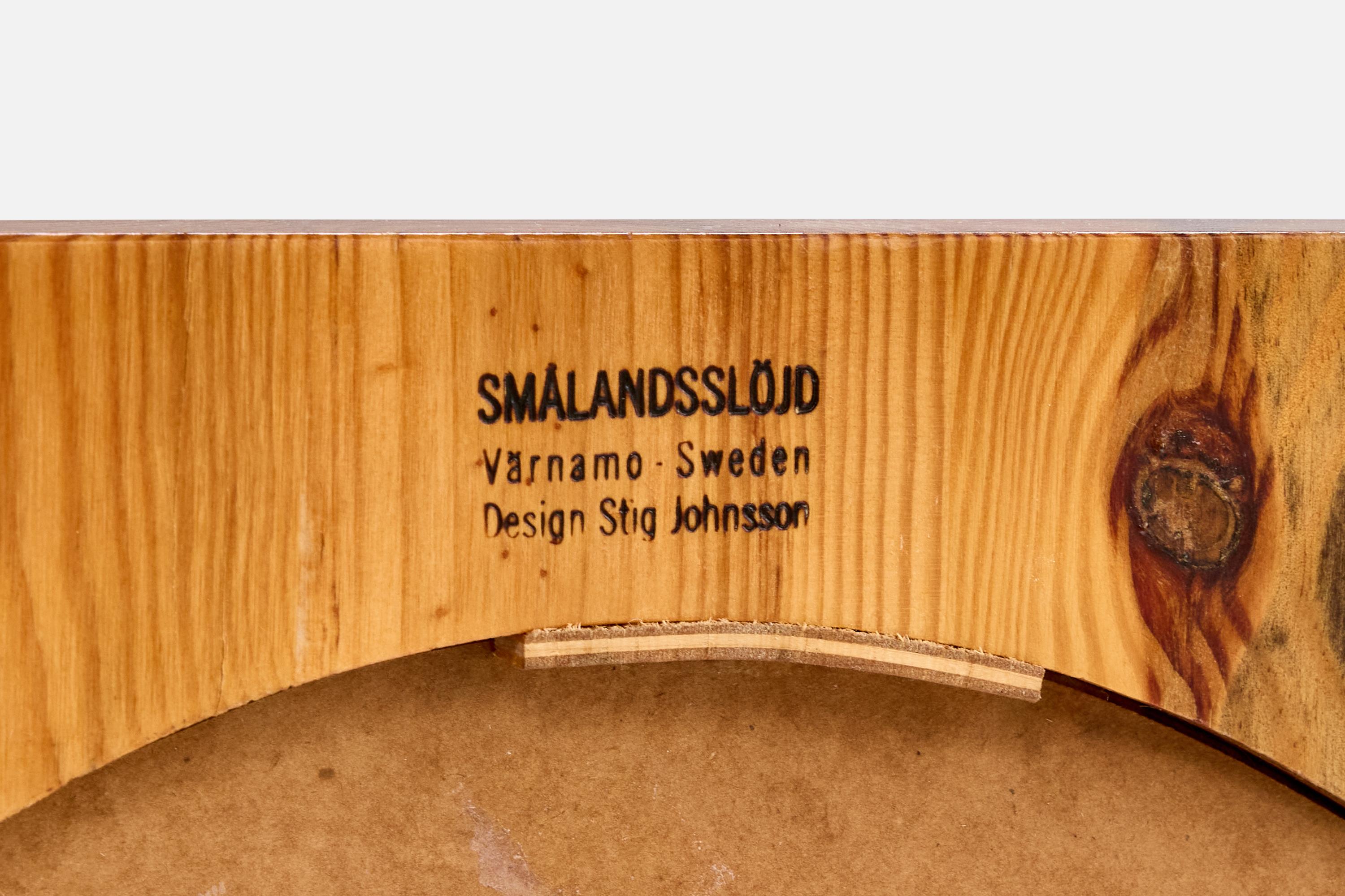 Paire de miroirs muraux en pin, Stig Johnsson, Suède, 1970 en vente 1