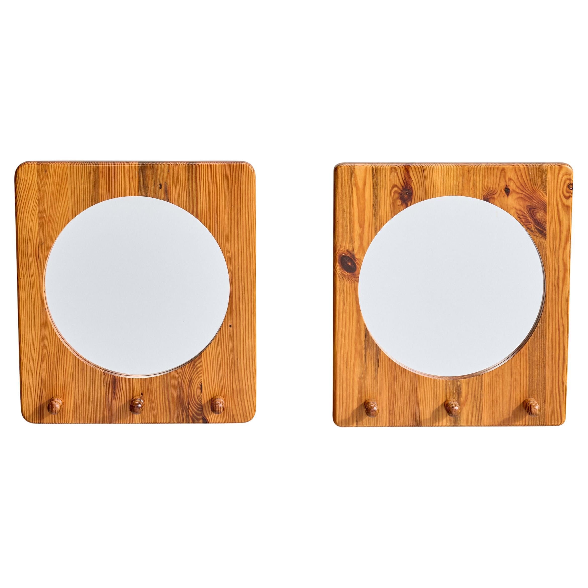 Paire de miroirs muraux en pin, Stig Johnsson, Suède, 1970 en vente