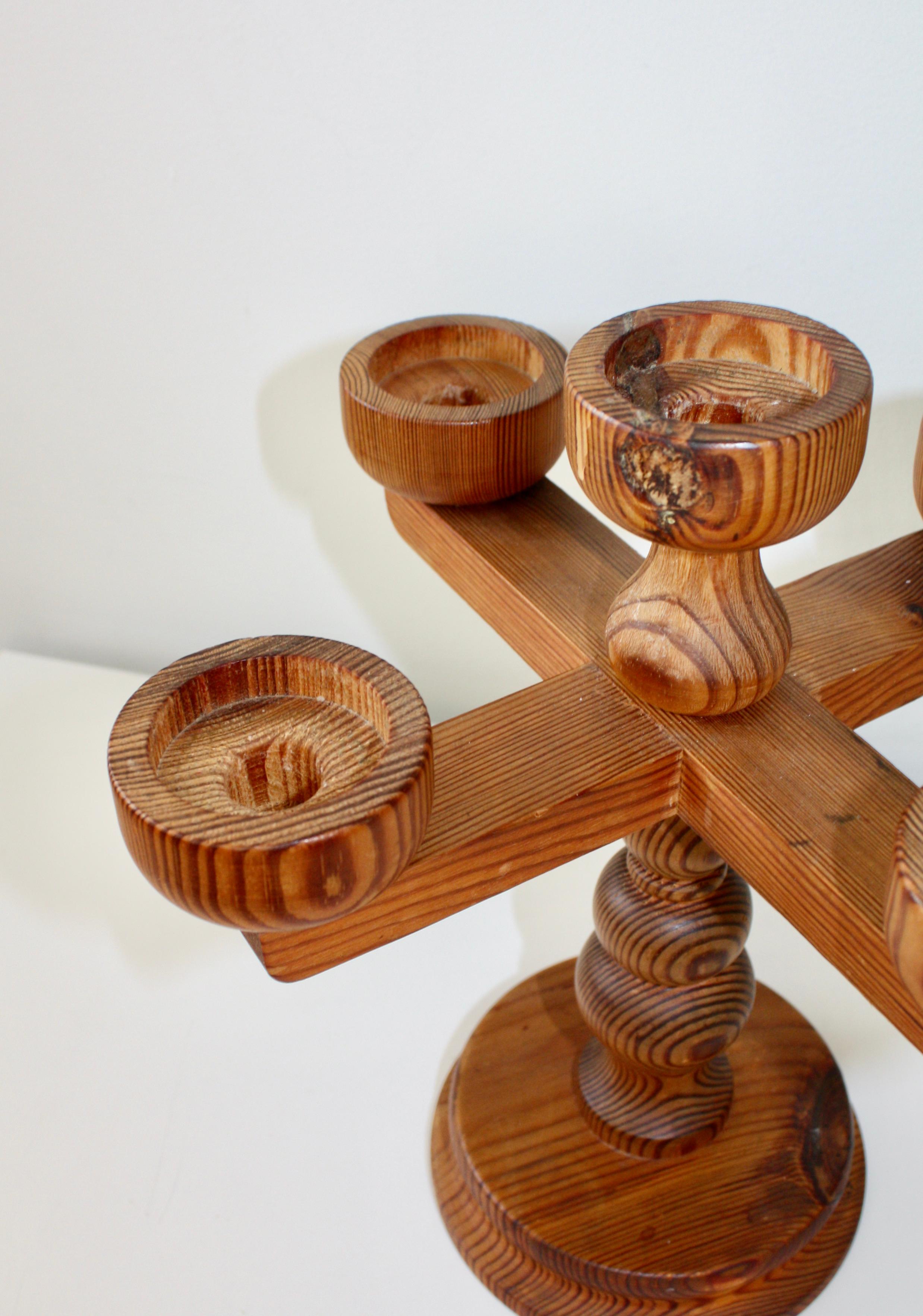 Stig Johnsson, Smålandsslöjd, 1960 Candelabro a cinque bracci in Wood svedese in vendita 1