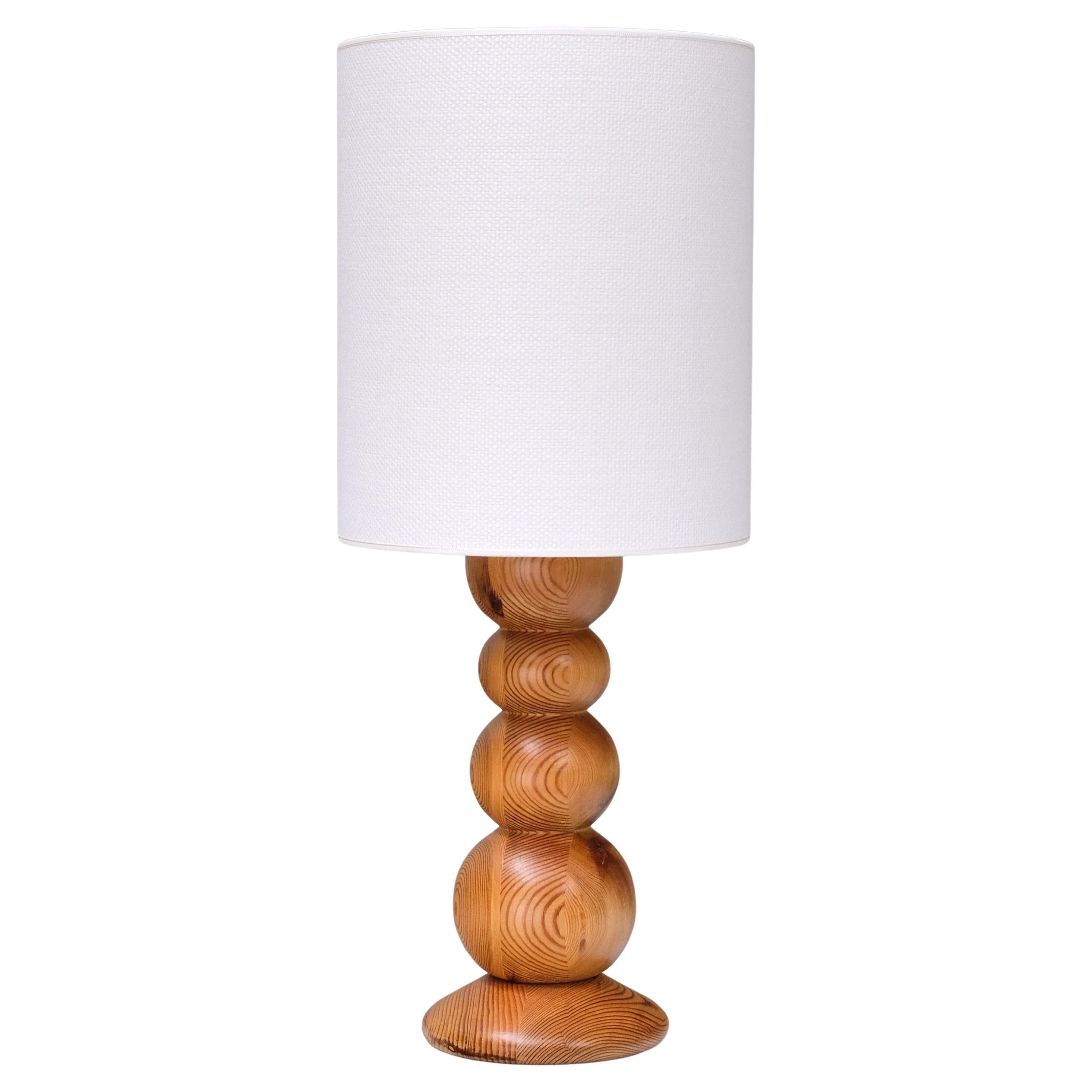 Stig Johnsson Swedish Modern Table Lamp in Solid Pine, Smålandsslöjd, 1970s For Sale
