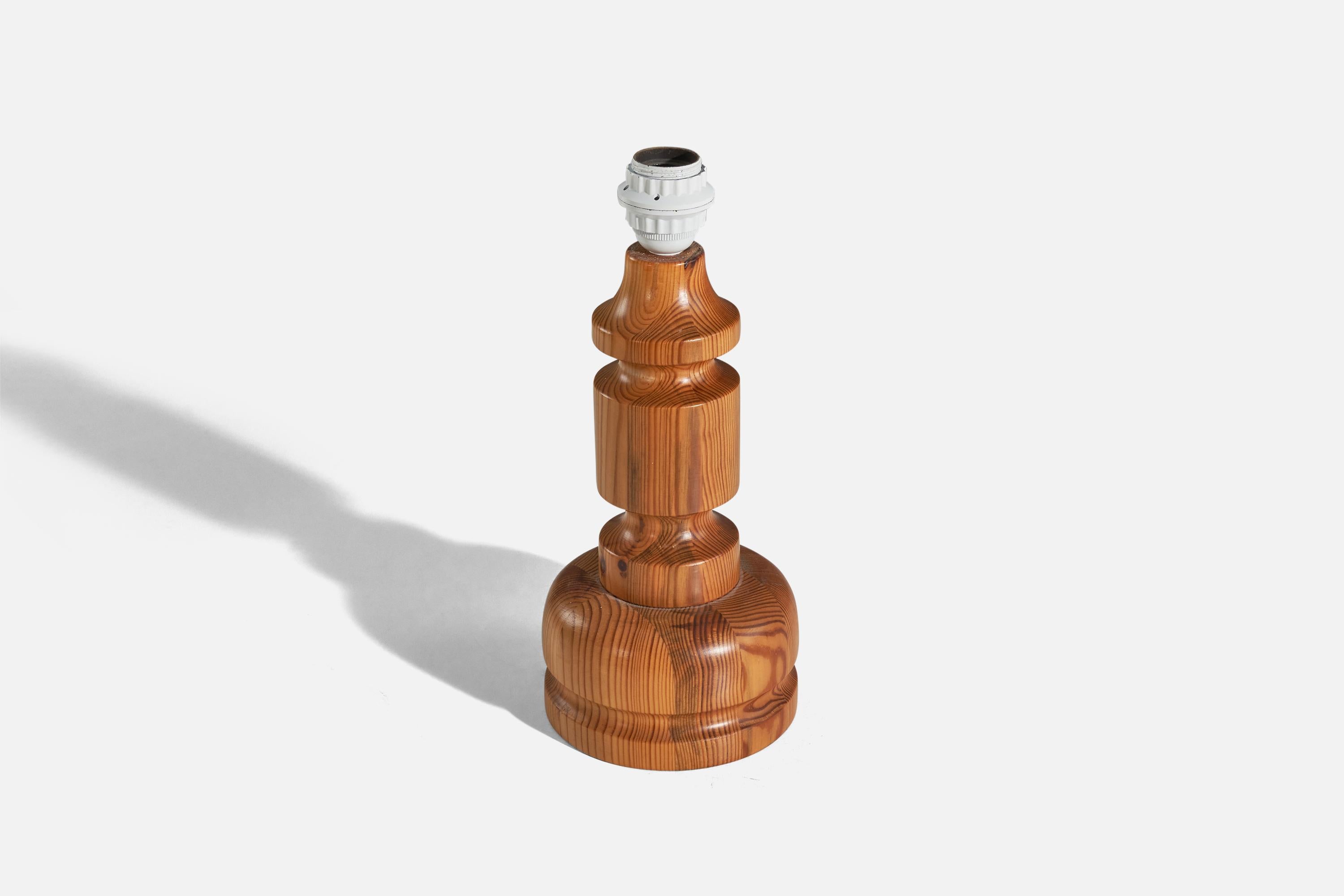 Modern Stig Johnsson, Table Lamp, Pine, Fabric, Acrylic, Smålandsslöjd Sweden, c. 1970s