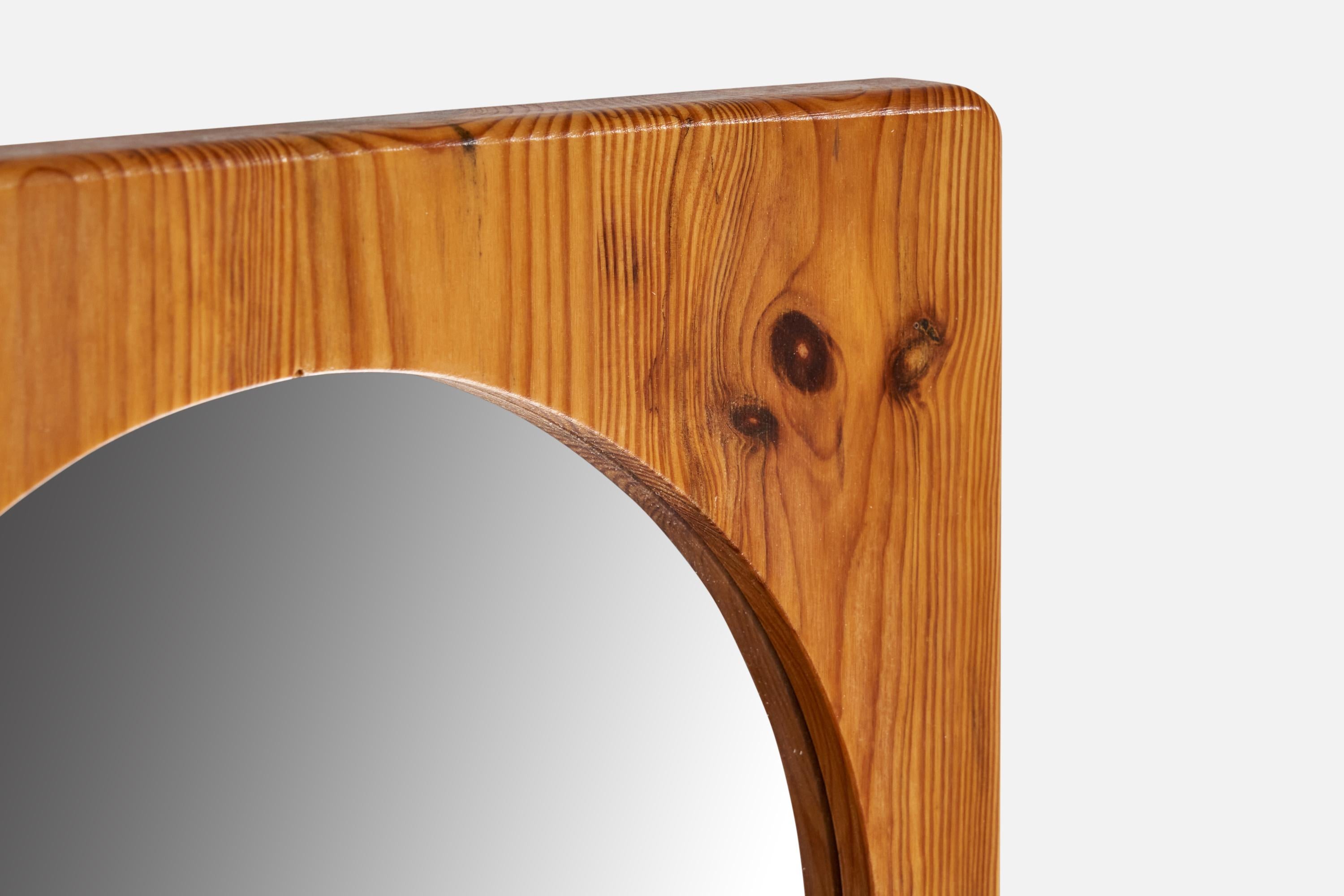 Stig Johnsson, Wall Mirror, Pine, Sweden, 1970s In Good Condition For Sale In High Point, NC
