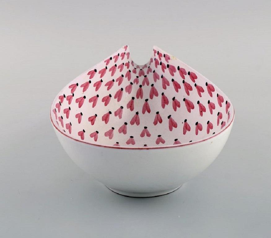 Swedish Stig Lindberg for Gustavsberg Studio, Bowl in Hand-Painted Stoneware For Sale