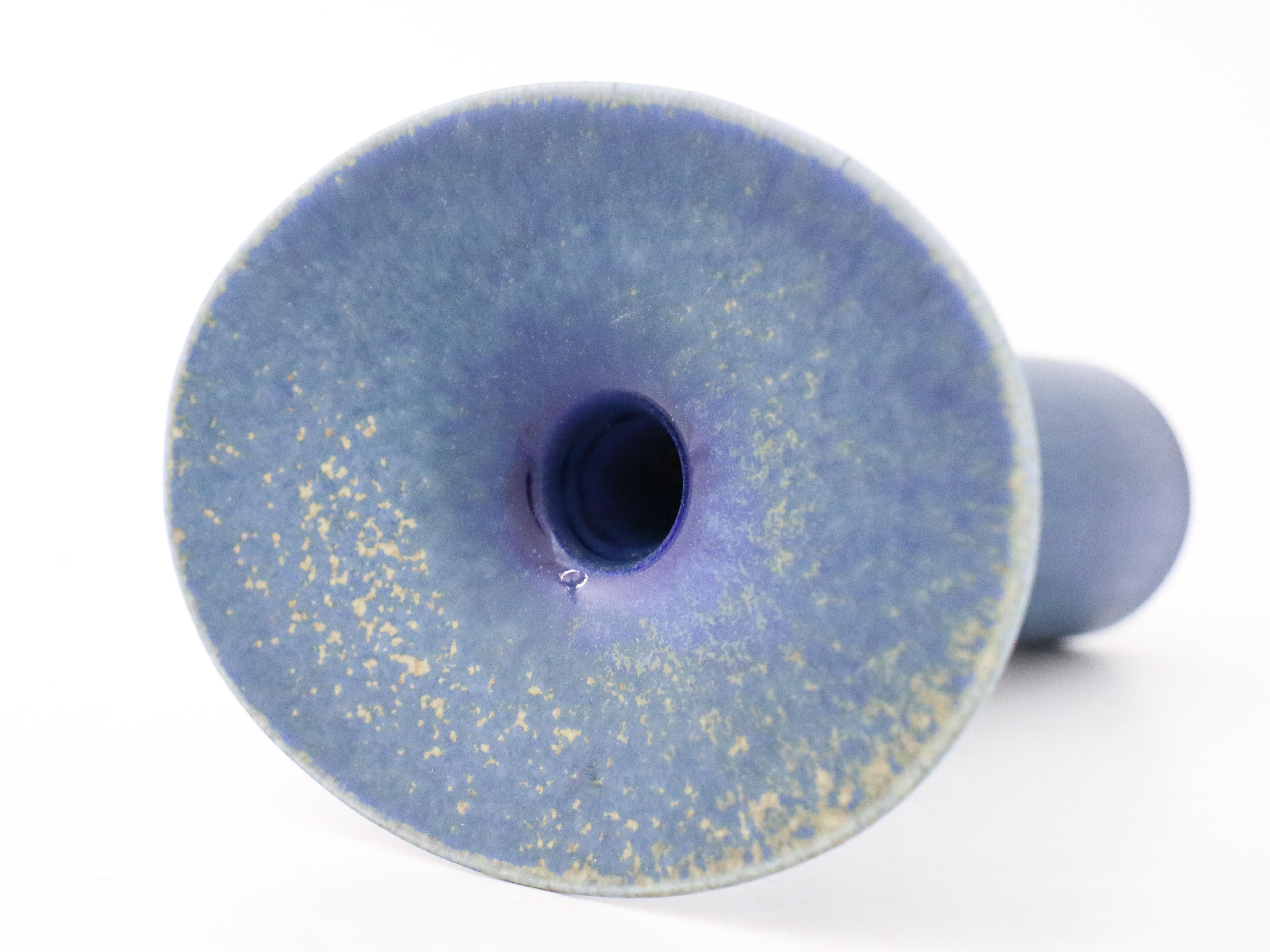 Vase bleu Stig Lindberg - Vitrin - Gustavsberg - Mid 20th Century Design en vente 4