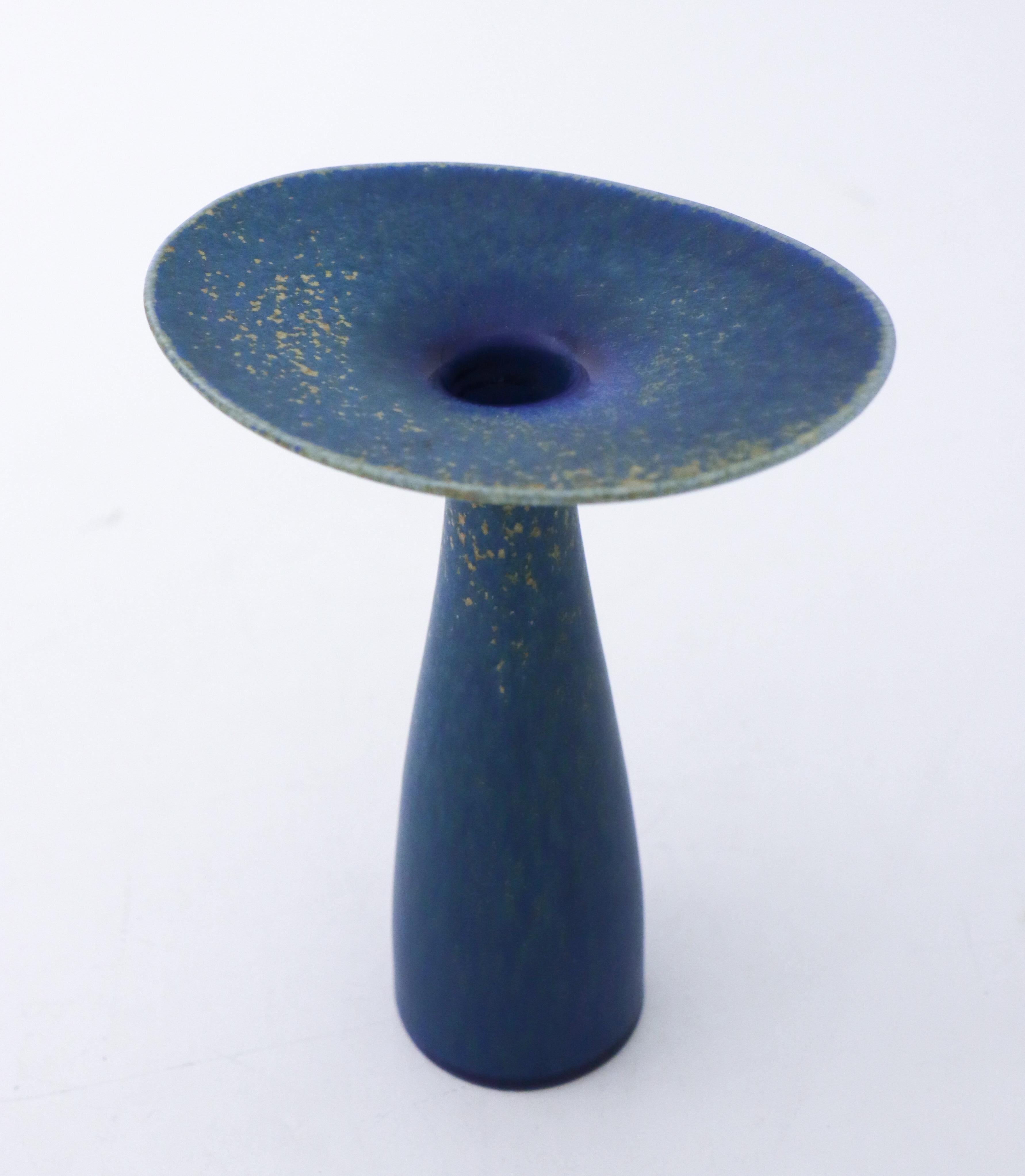 Stig Lindberg Blue Vase, Vitrin, Gustavsberg, Mid-20th Century Design In Excellent Condition For Sale In Stockholm, SE