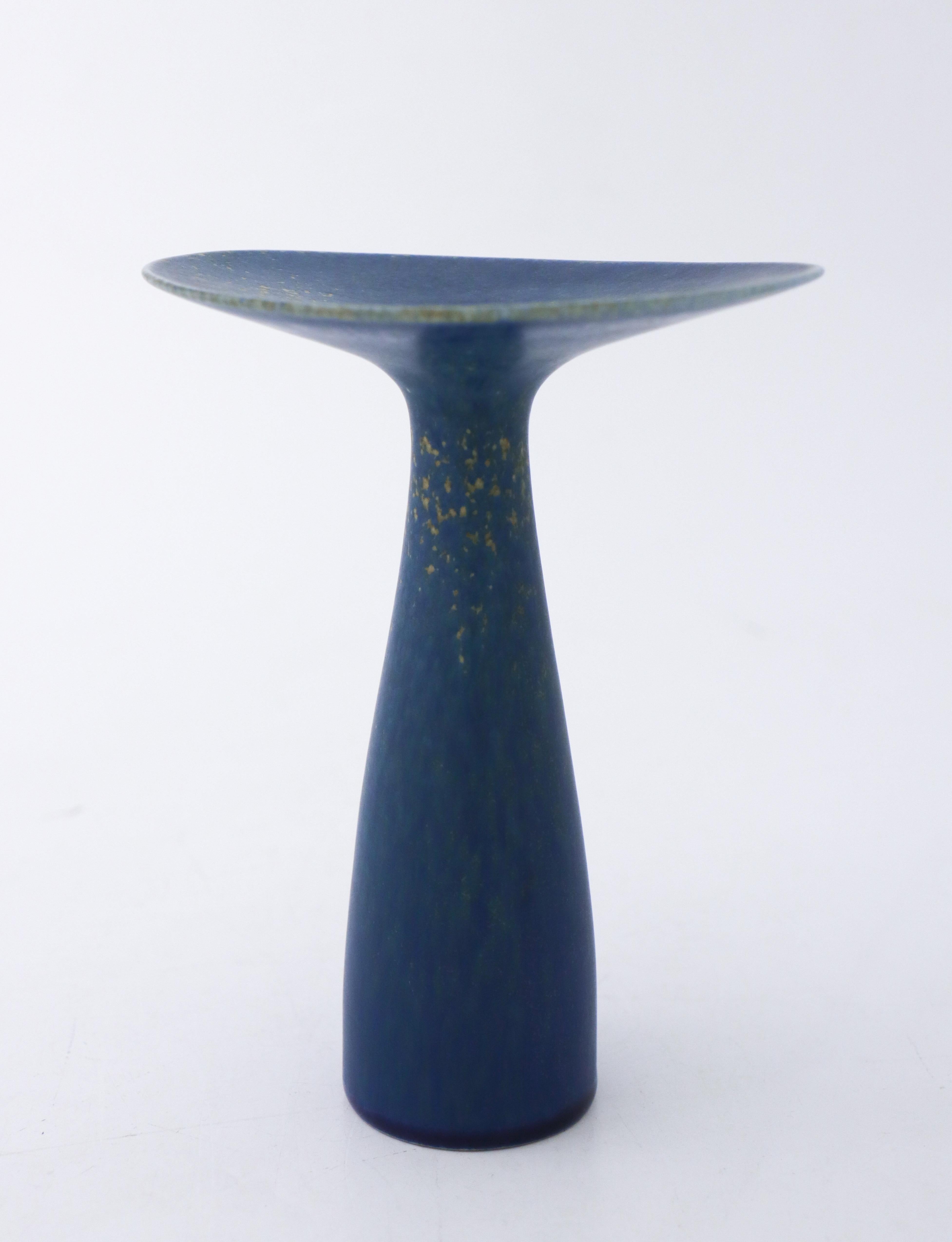 Stig Lindberg Blue Vase, Vitrin, Gustavsberg, Mid-20th Century Design For Sale 1