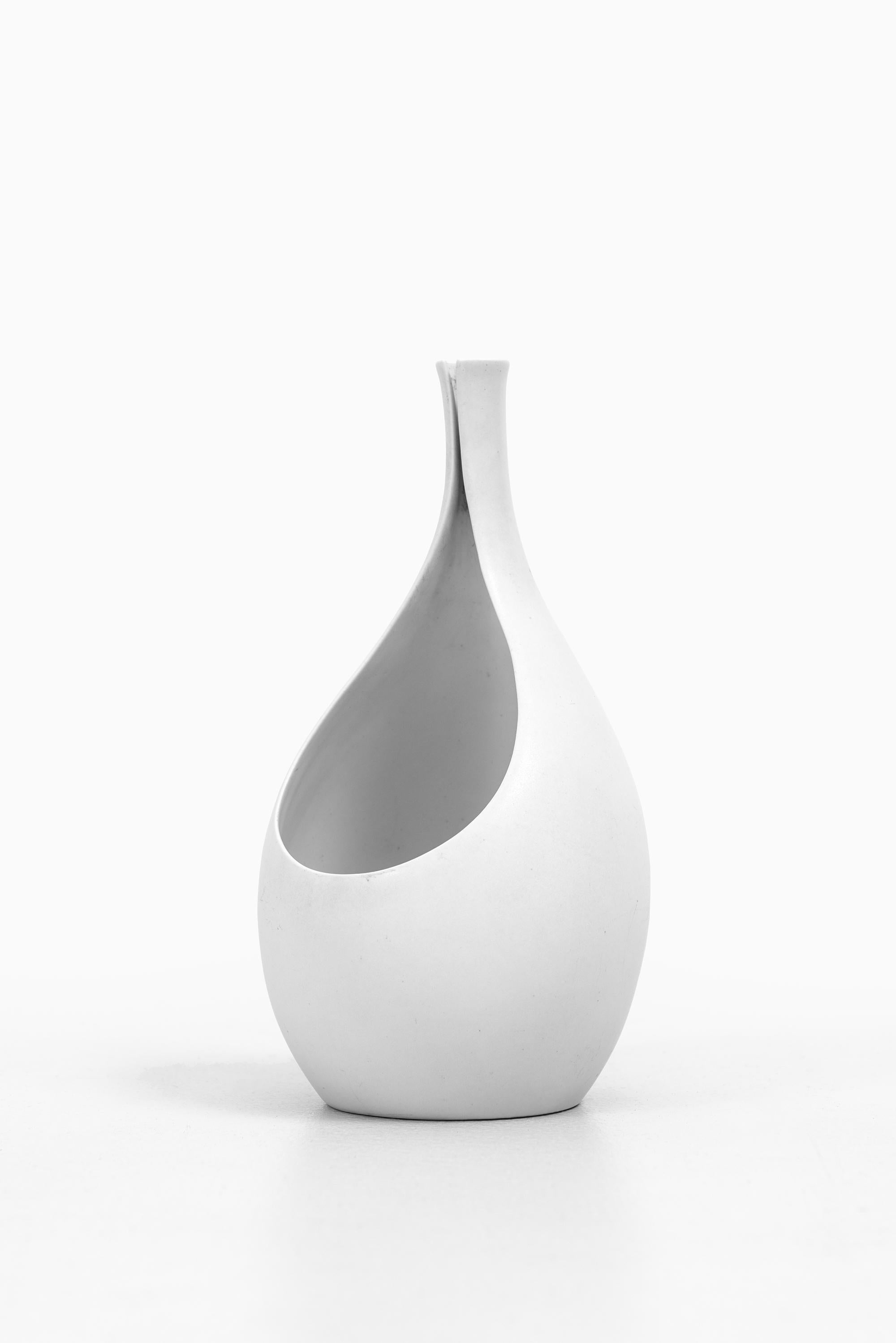 Scandinavian Modern Stig Lindberg Ceramic Vase Model Pungo by Gustavsberg in Sweden For Sale