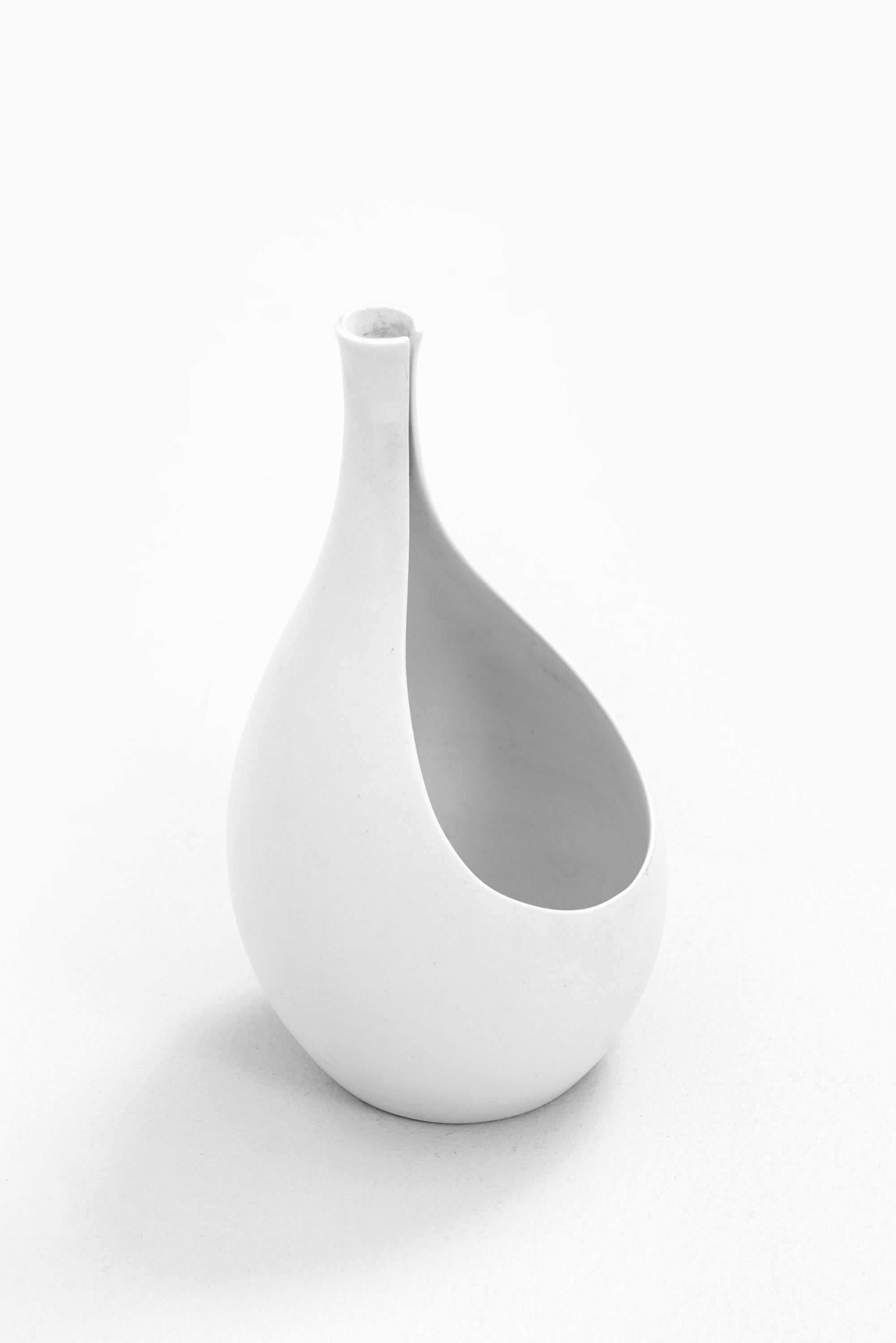 Swedish Stig Lindberg Ceramic Vase Model Pungo by Gustavsberg in Sweden For Sale