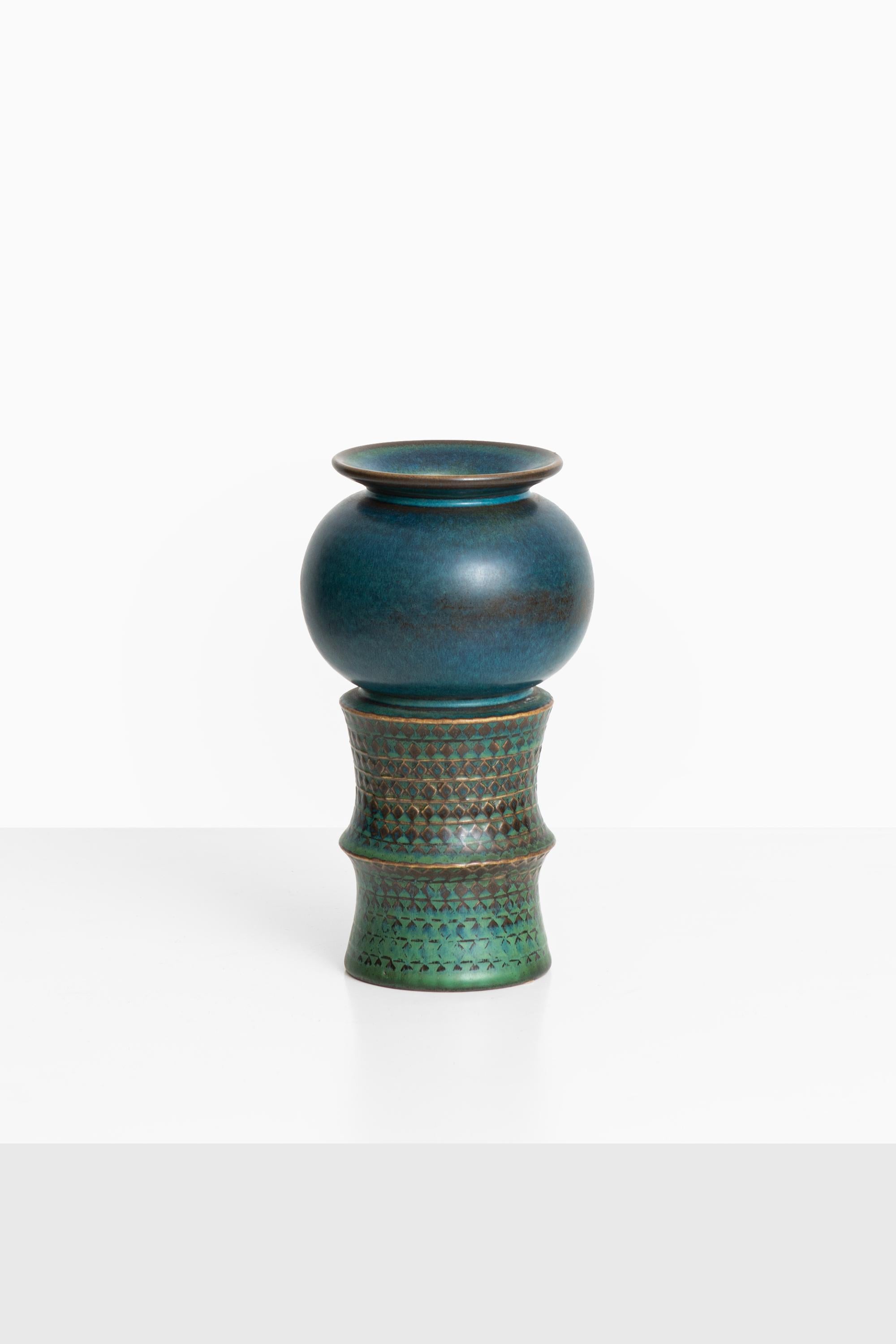 Stig Lindberg Ceramic Vase Produced by Gustavsberg in Sweden In Good Condition In Limhamn, Skåne län
