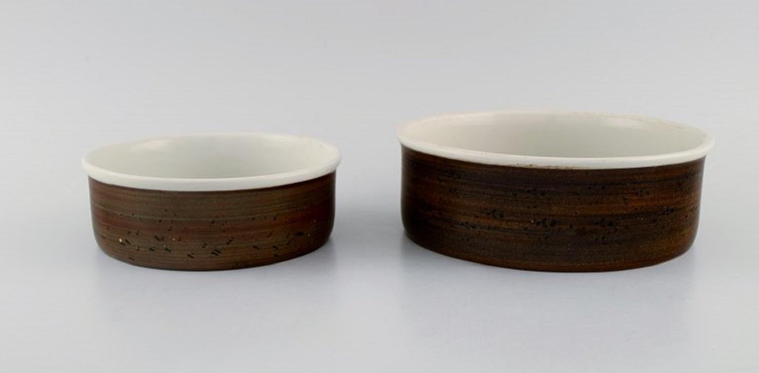 Scandinavian Modern Stig Lindberg for Gustavsberg, Four Coq Bowls / Dishes in Glazed Stoneware For Sale