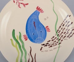 Stig Lindberg für Gustavsberg. Löja-Teller, handbemalt mit einem Fischmotiv
