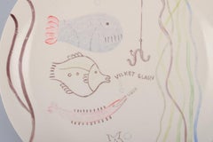 Stig Lindberg para Gustavsberg. Placa "Löja". Pintado a mano con motivo de pez, años 50