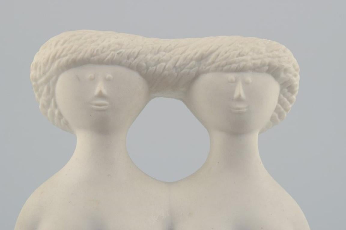 Fin du 20e siècle Stig Lindberg pour Gustavsberg. Sculpture en porcelaine. Les jumeaux, série Parian 2 en vente