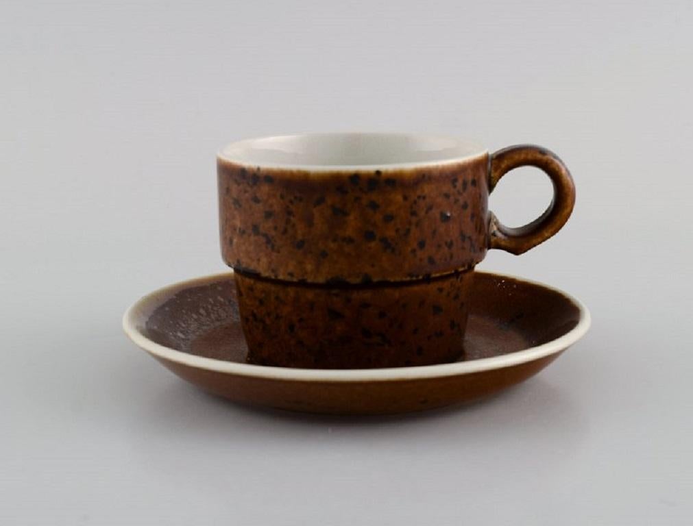 Swedish Stig Lindberg for Gustavsberg, Twelve Coq Coffee Cups with Saucers in Stoneware For Sale