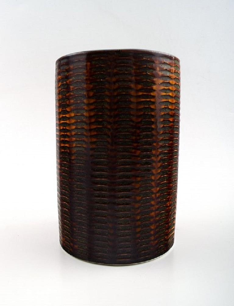 Stig Lindberg, Gustavsberg, Domino vase in ceramic,
1950s.
Measures: 14.5 cm. Diameter: 9.5 cm.
Stamped.
In perfect condition.