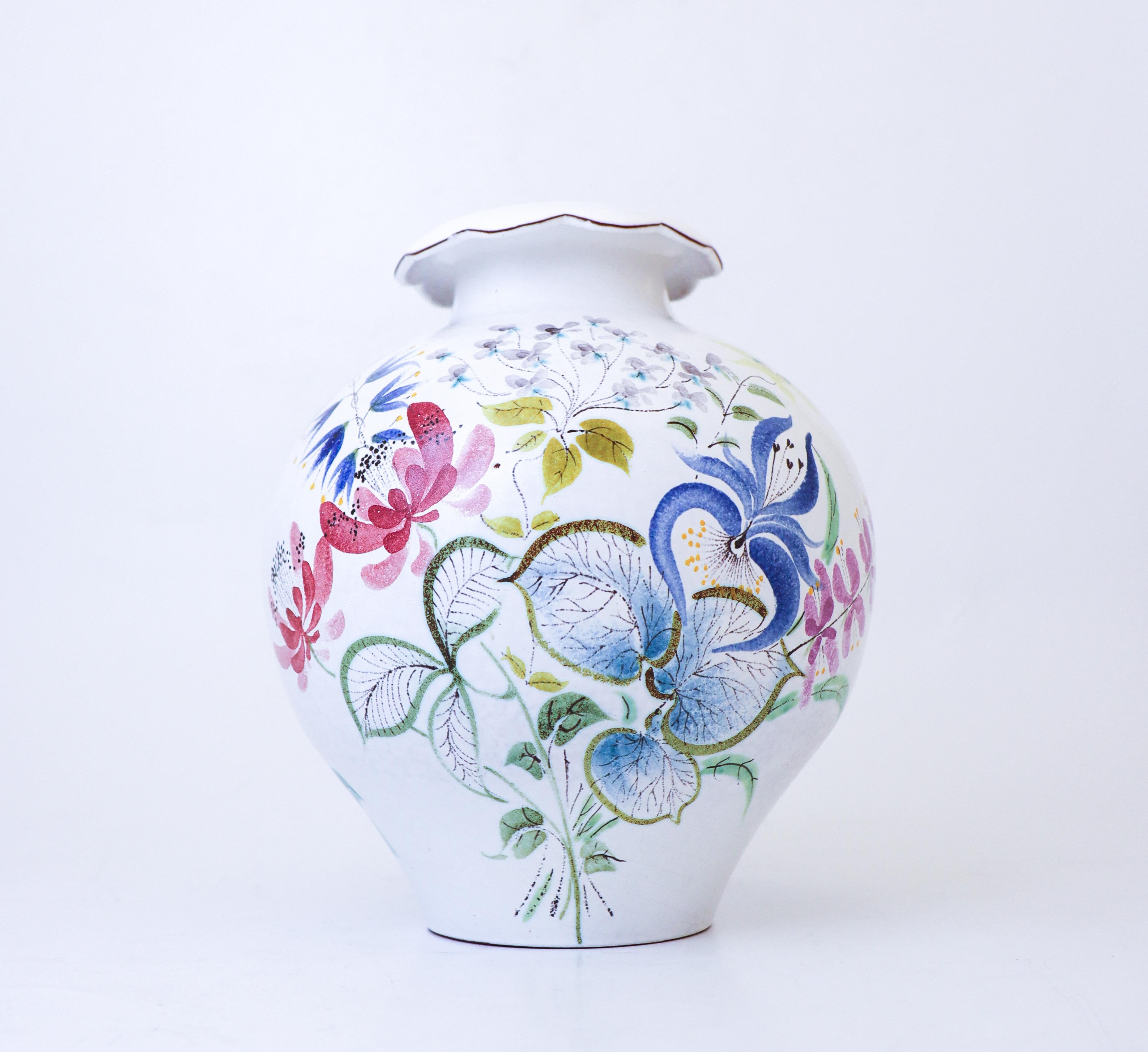 Svedese Stig Lindberg - Gustavsberg - Grande vaso di faience - Fiori in vendita