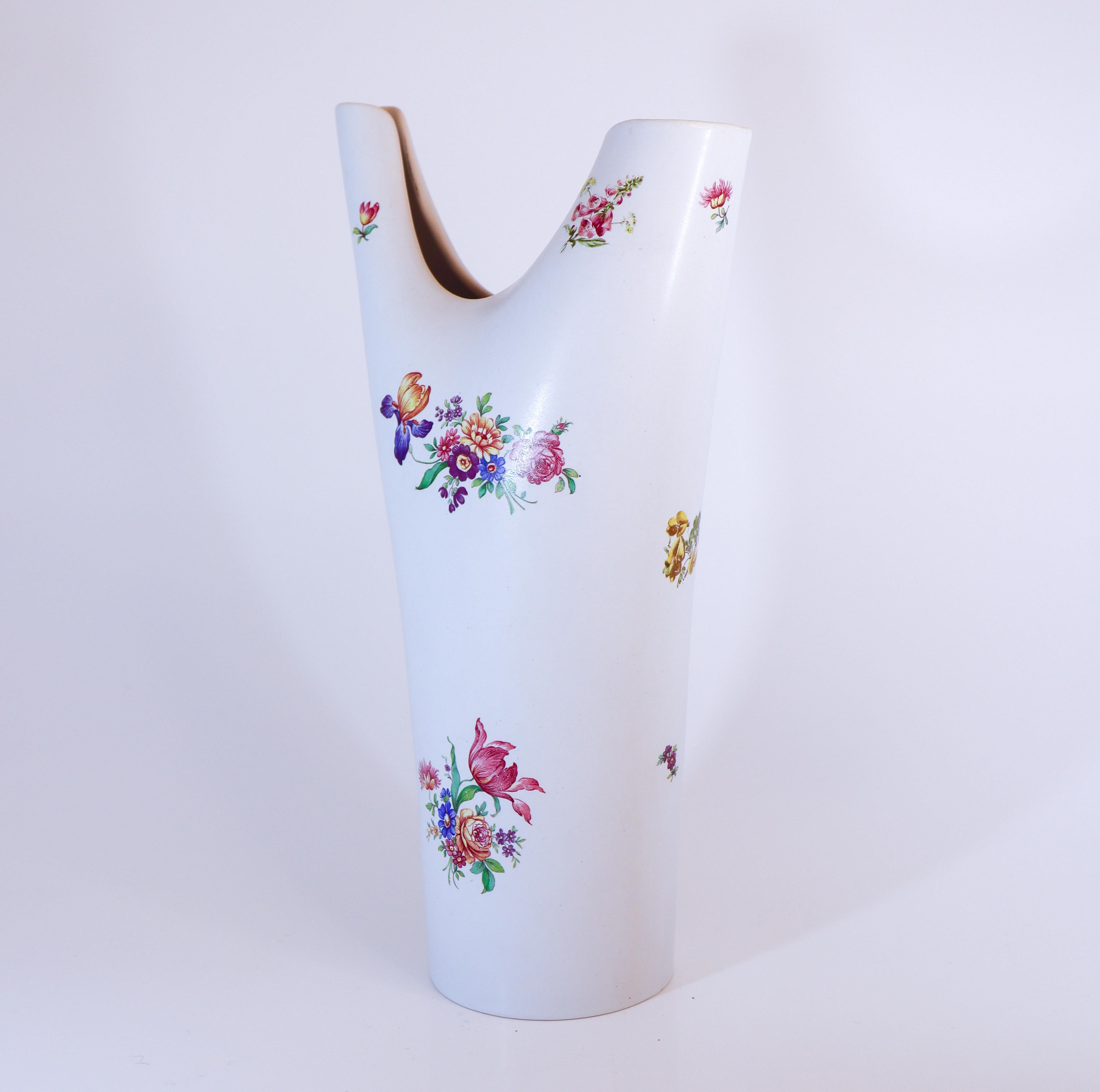 Svedese Stig Lindberg - Gustavsberg - Vaso Veckla con fiori cromatici in vendita