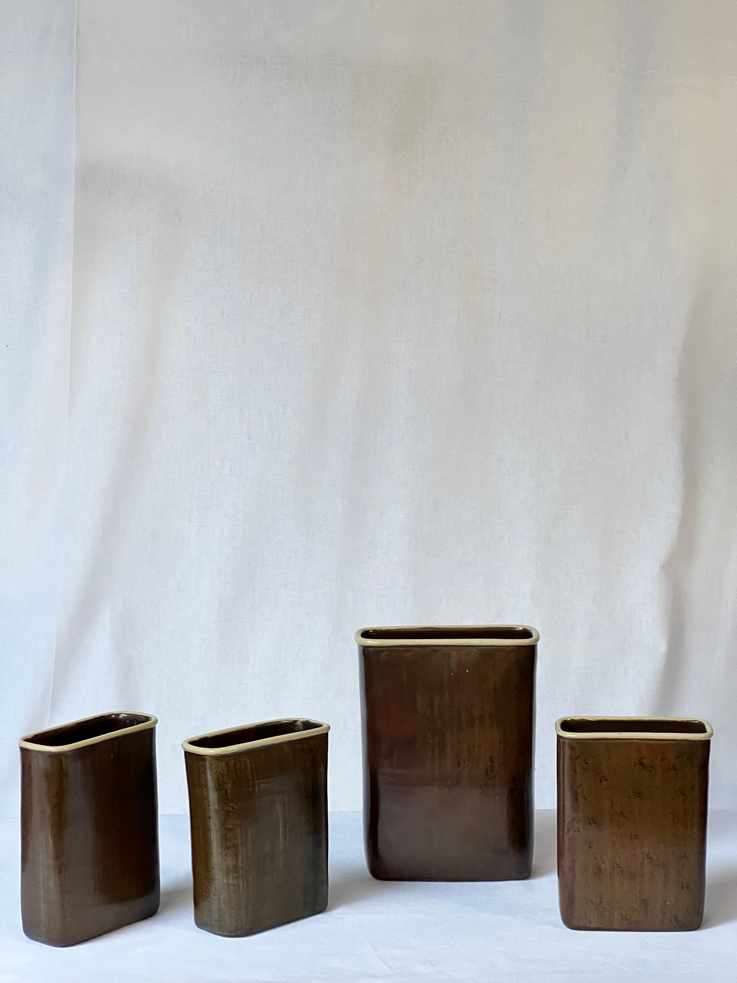 Set of 3 brown glazed plates by Swedish master Stig Lindberg in various size and shapes. From light brown to dark brown. Unique pieces made by hand and signed by the artist.



Stig Lindberg (17 August 1916 in Umeå, Sweden – 7 April 1982 in San