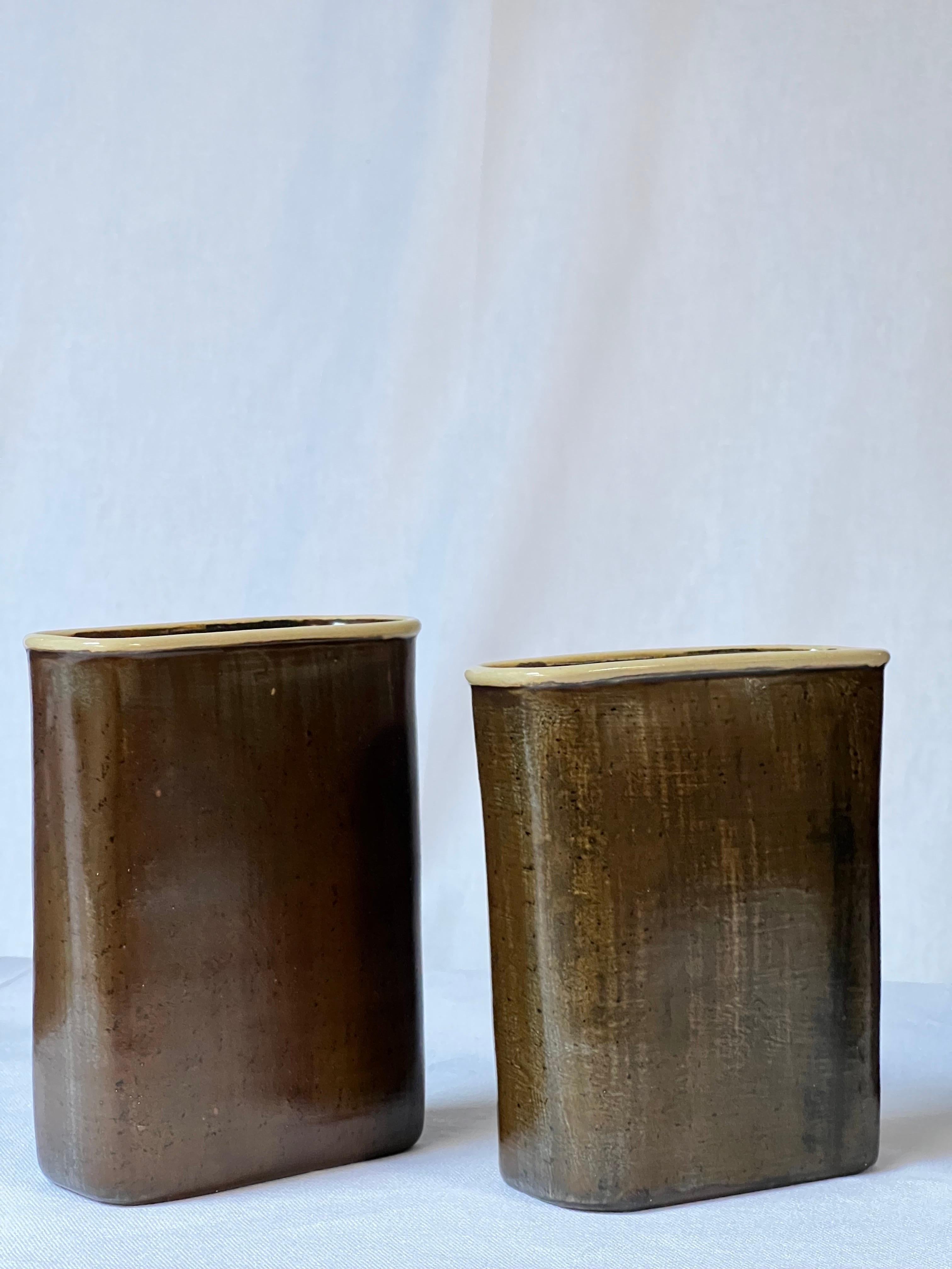 Swedish Stig Lindberg Set of 4 Unique Ceramics in Brown Glazed Made by Hand Sweden 60s For Sale