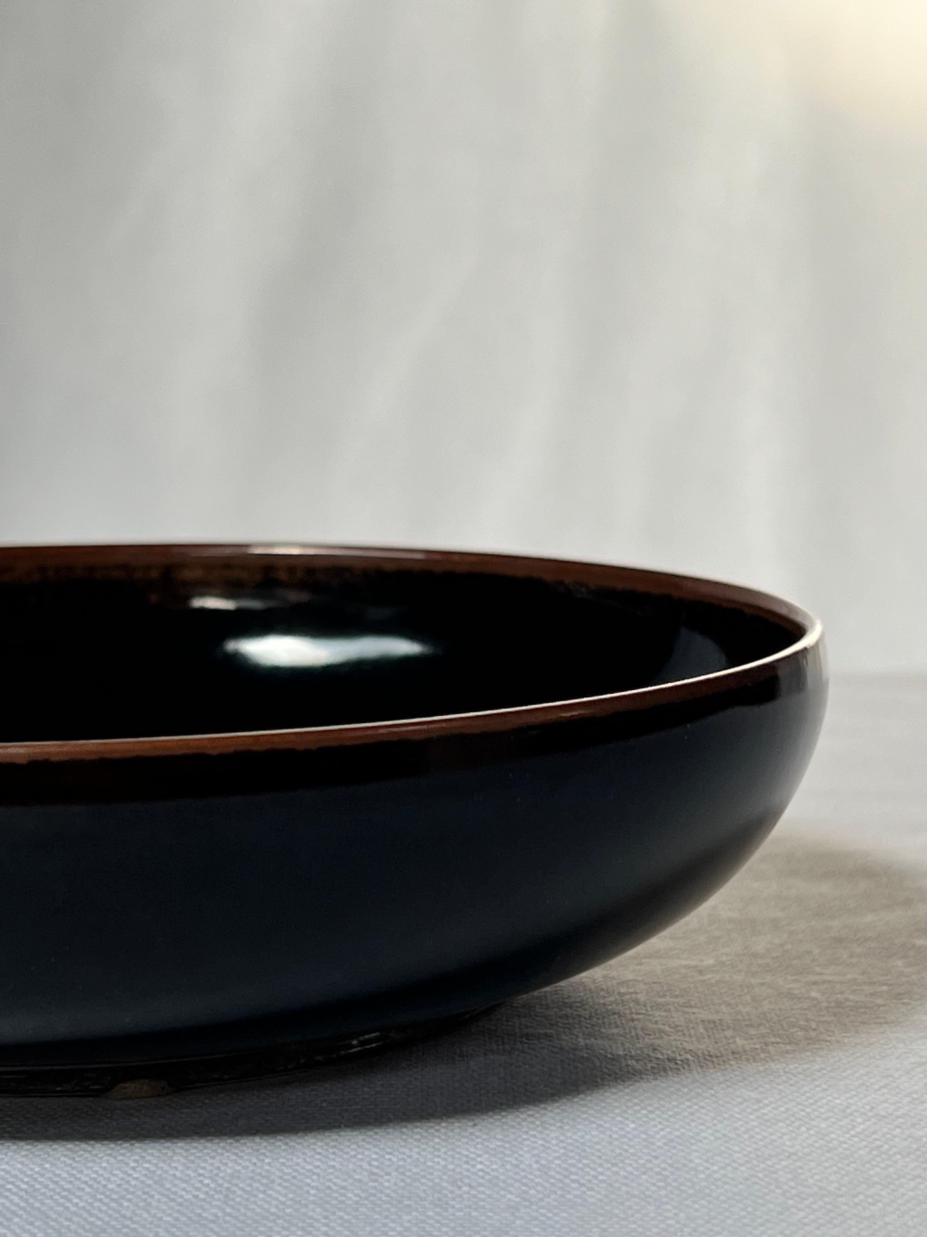 Scandinavian Modern Stig Lindberg Unique bowl/ vide poche in black Glaze Made by Hand Sweden 60s For Sale