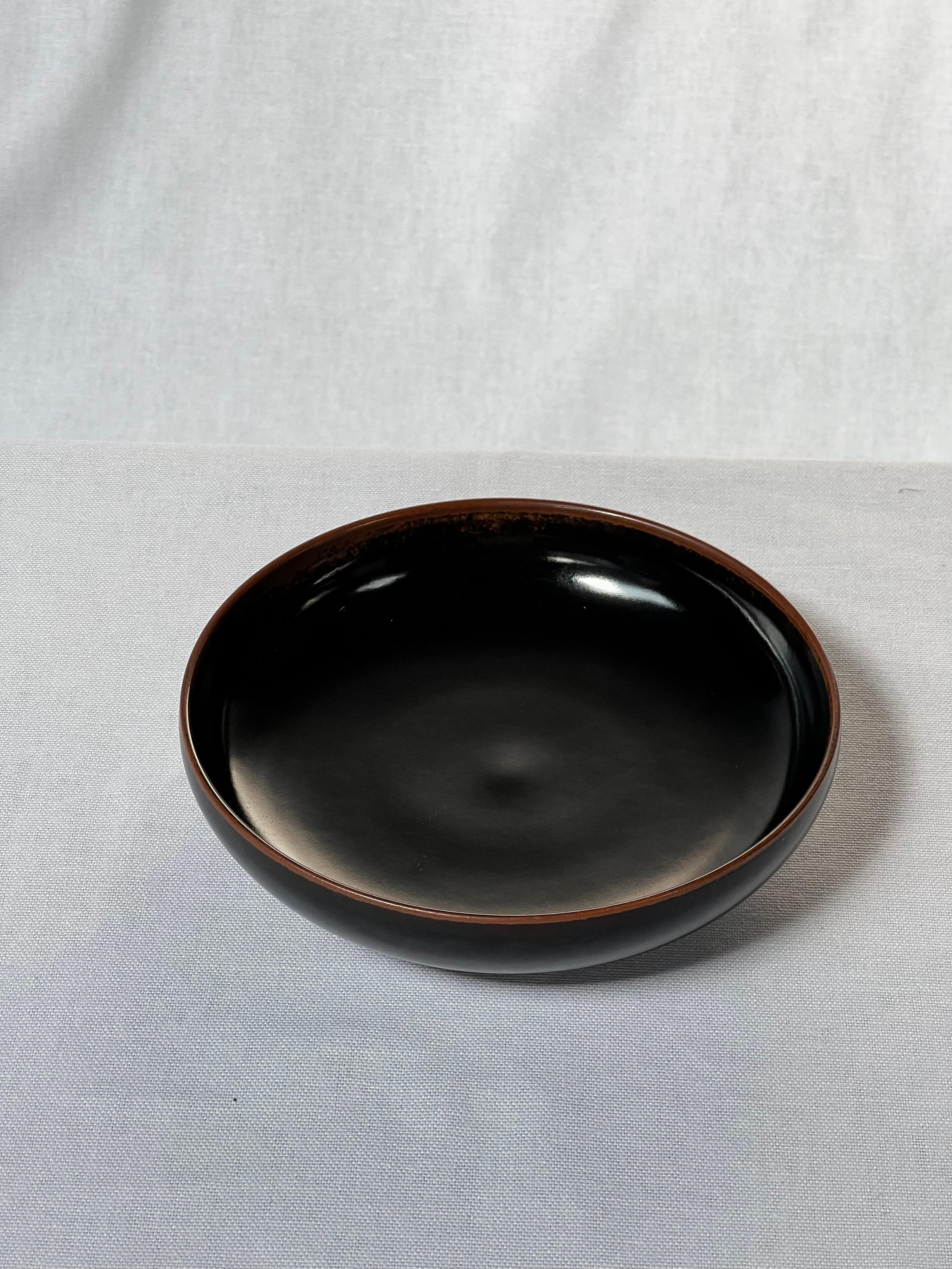 Ceramic Stig Lindberg Unique bowl/ vide poche in black Glaze Made by Hand Sweden 60s For Sale