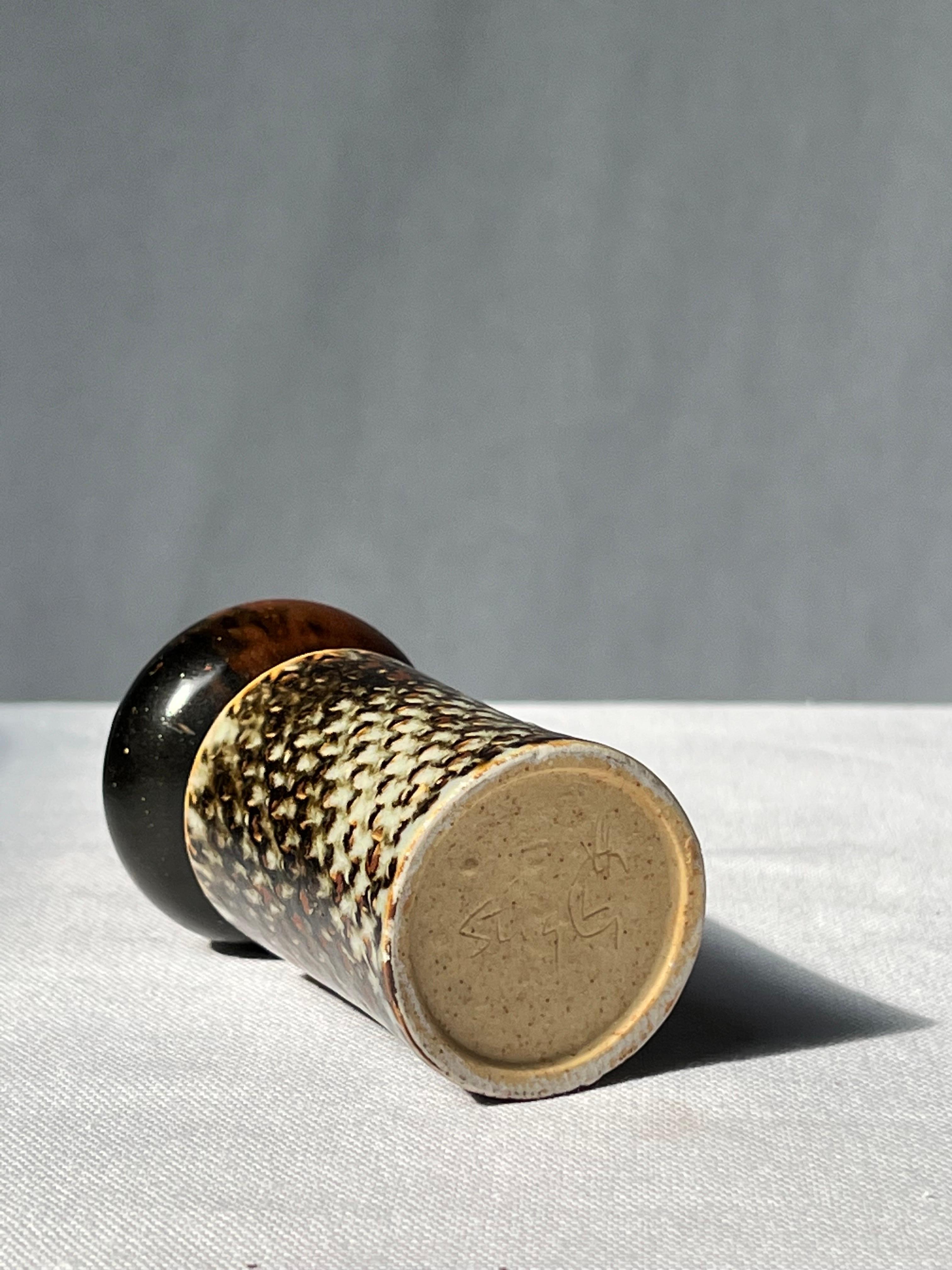 Suédois Vase unique Tenmoku fabriqué à la main par Stig Lindberg, Suède, 1964 en vente