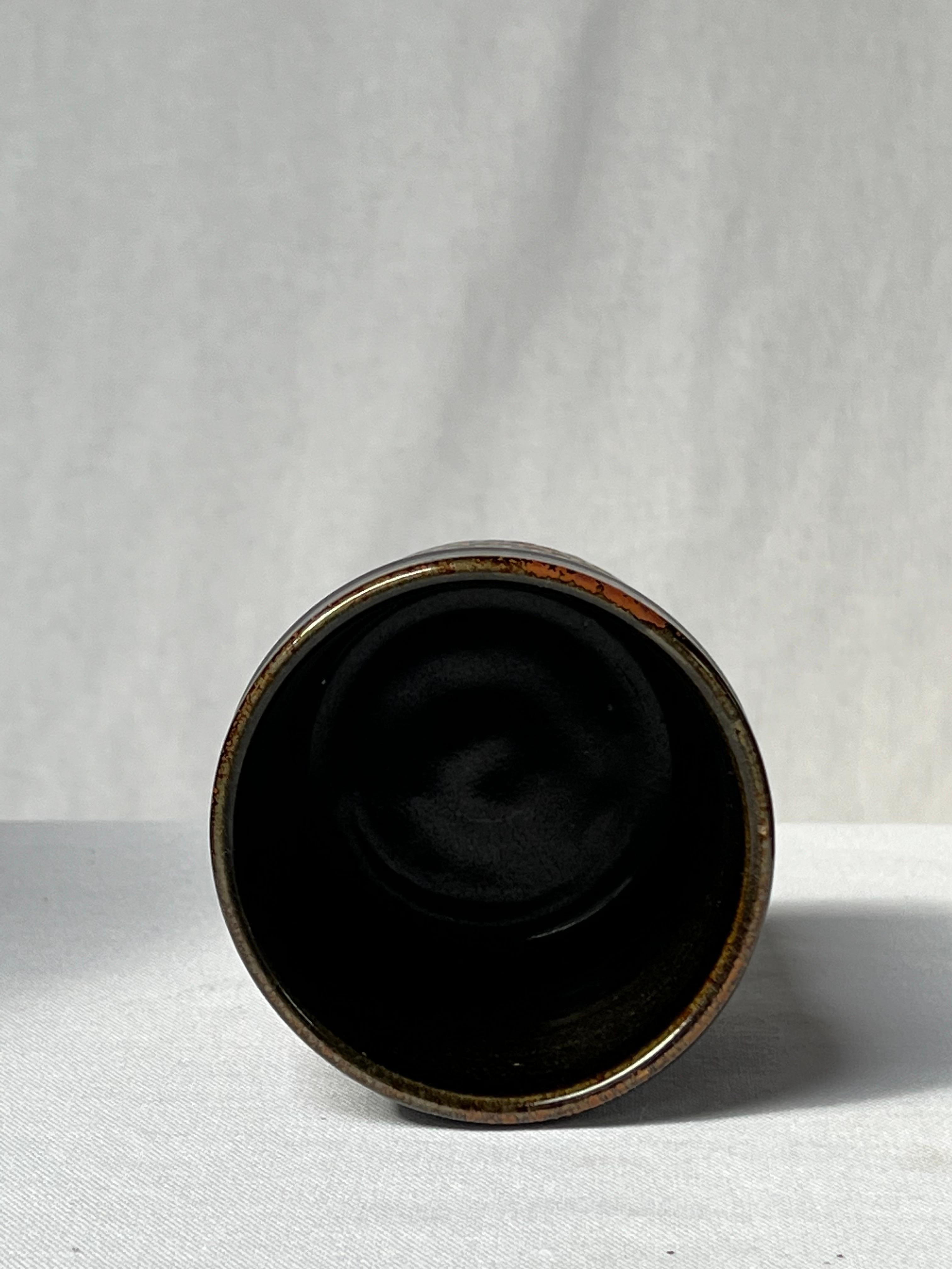 Stig Lindberg Unique Vase in black Glaze Tenmoku Made by Hand Sweden 1968 In Excellent Condition For Sale In Forest, BE