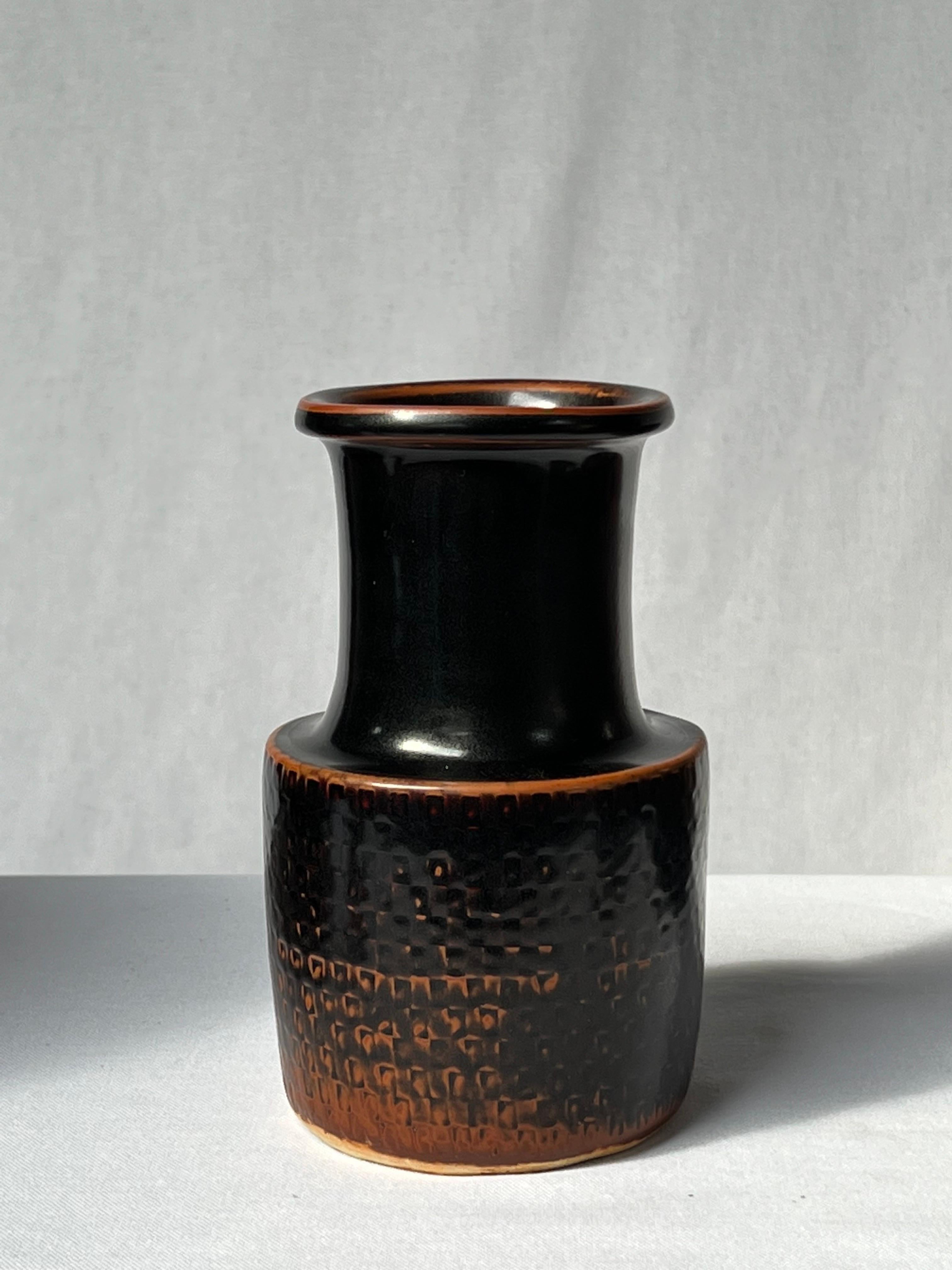 Stig Lindberg Unique Vase in black Glaze Tenmoku Made by Hand Sweden 1970 For Sale 2