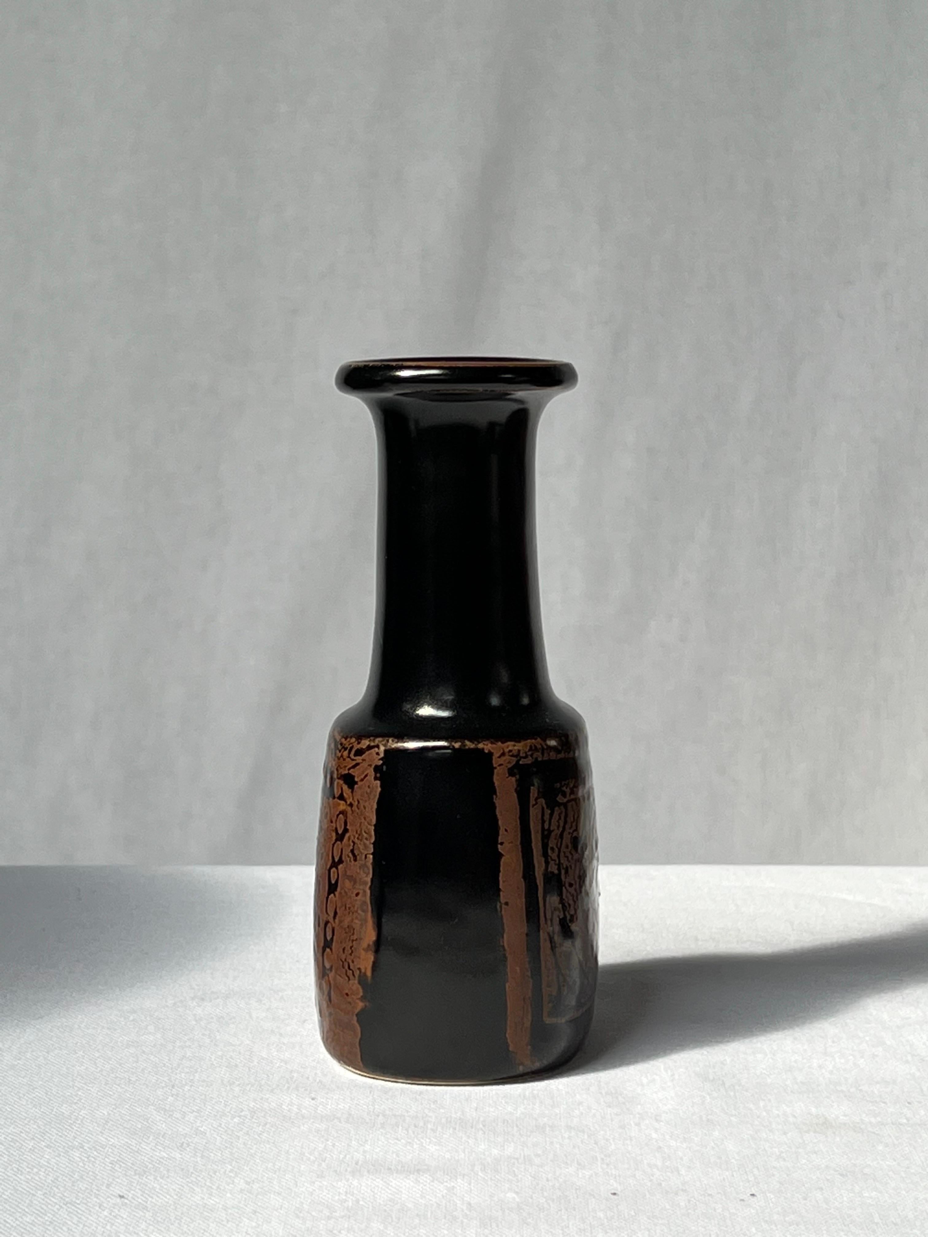Stig Lindberg, einzigartige Vase in schwarzer Glasur, Tenmoku, hergestellt von Hand, Schweden 1970 (Schwedisch) im Angebot