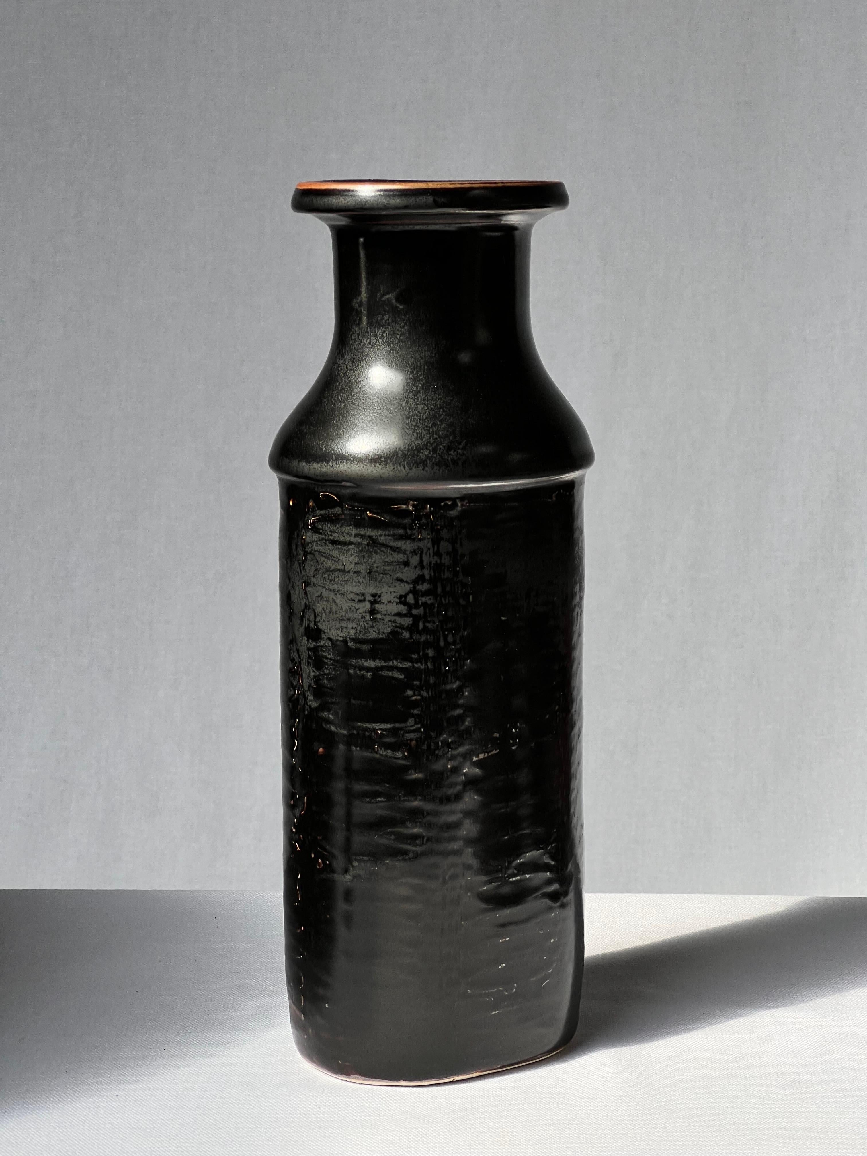 Ceramic Stig Lindberg Unique Vase in black Glaze Tenmoku Made by Hand Sweden 1978 For Sale