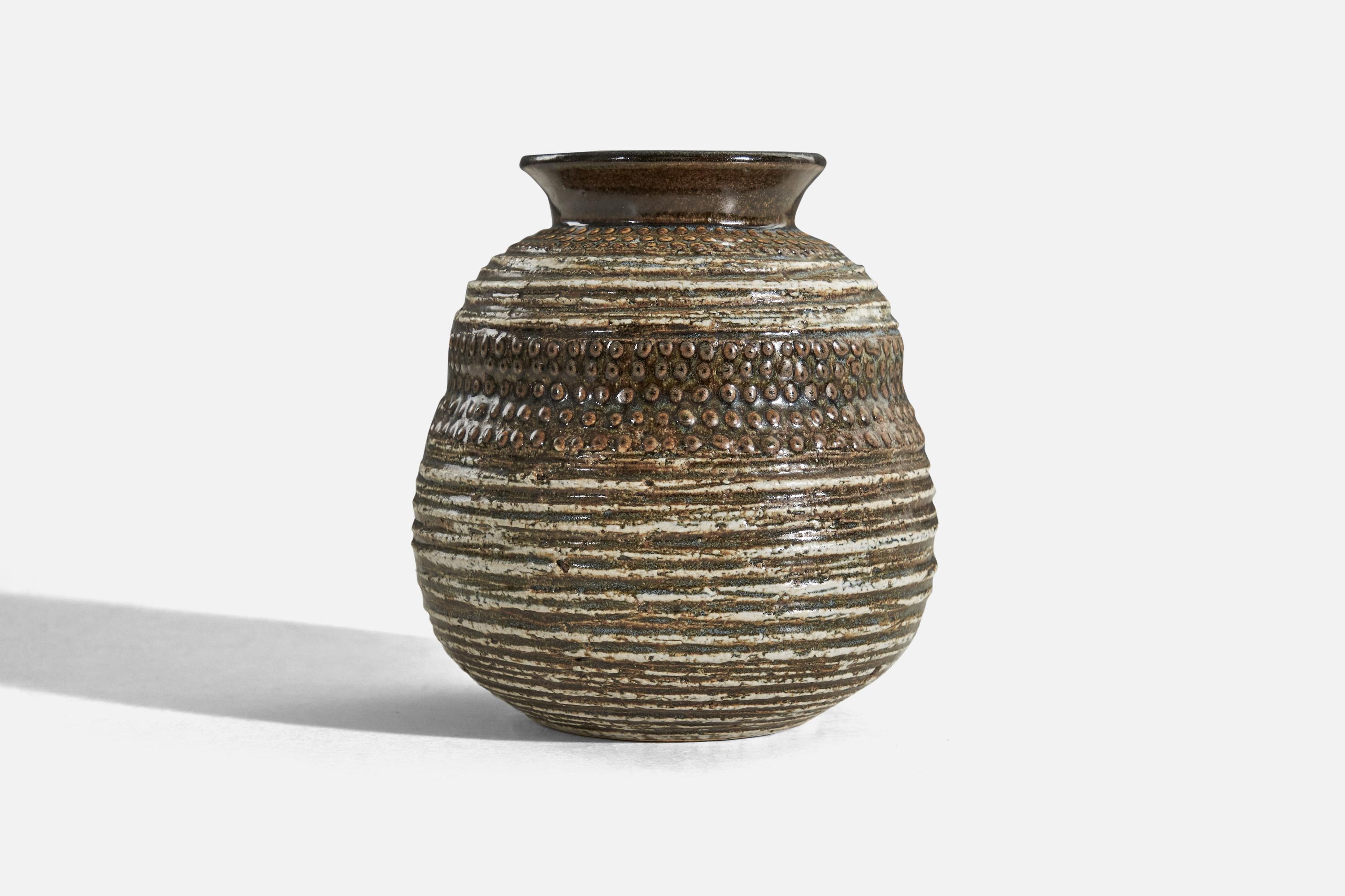 Swedish Stig Lindberg, Vase, Glazed Stoneware, Gustavsberg, Sweden, 1960s