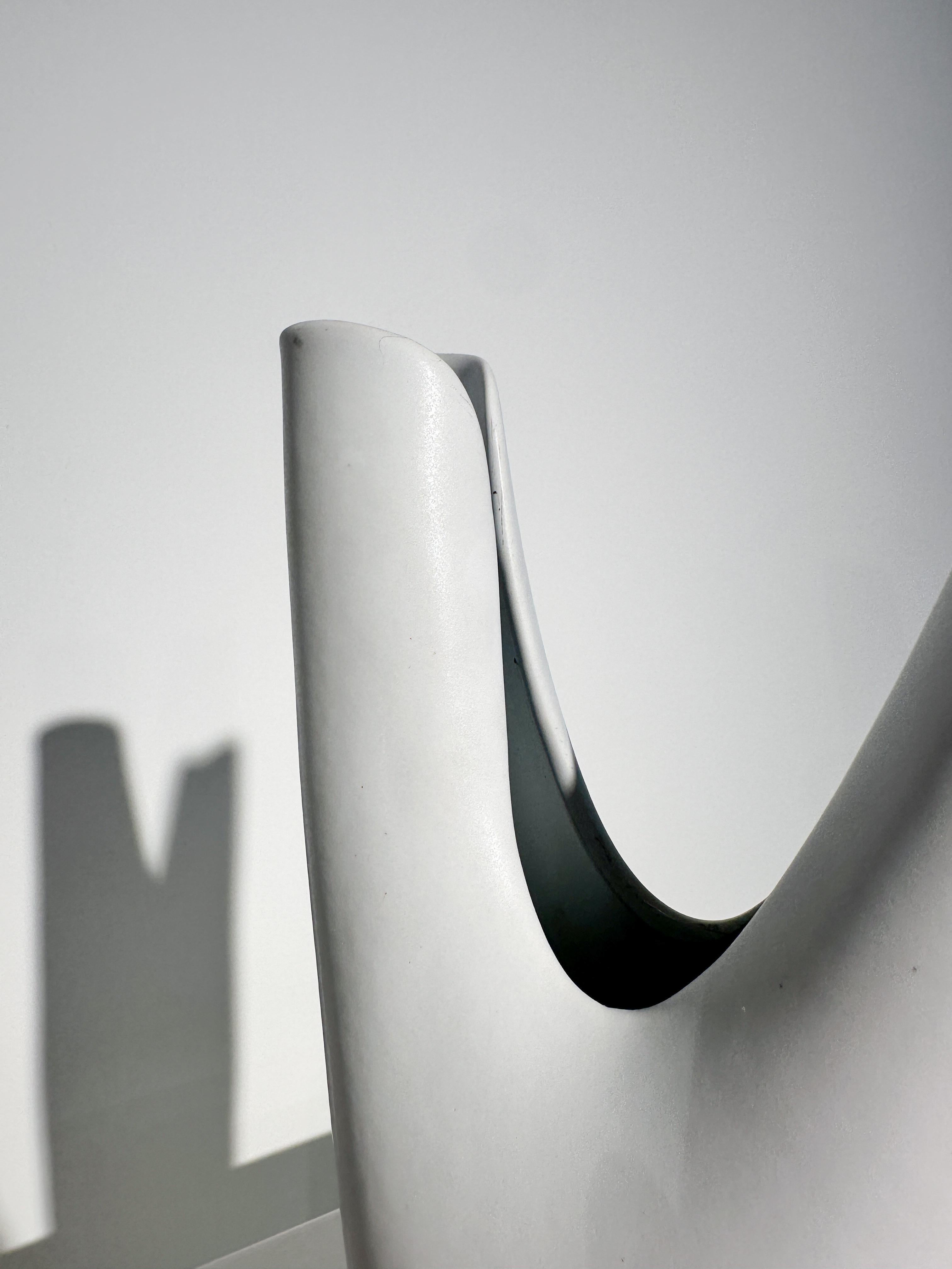 Grès porcellanato Vaso Stig Lindberg Veckla Gres Bianco Smaltato Gustavsberg Svezia 1950s in vendita