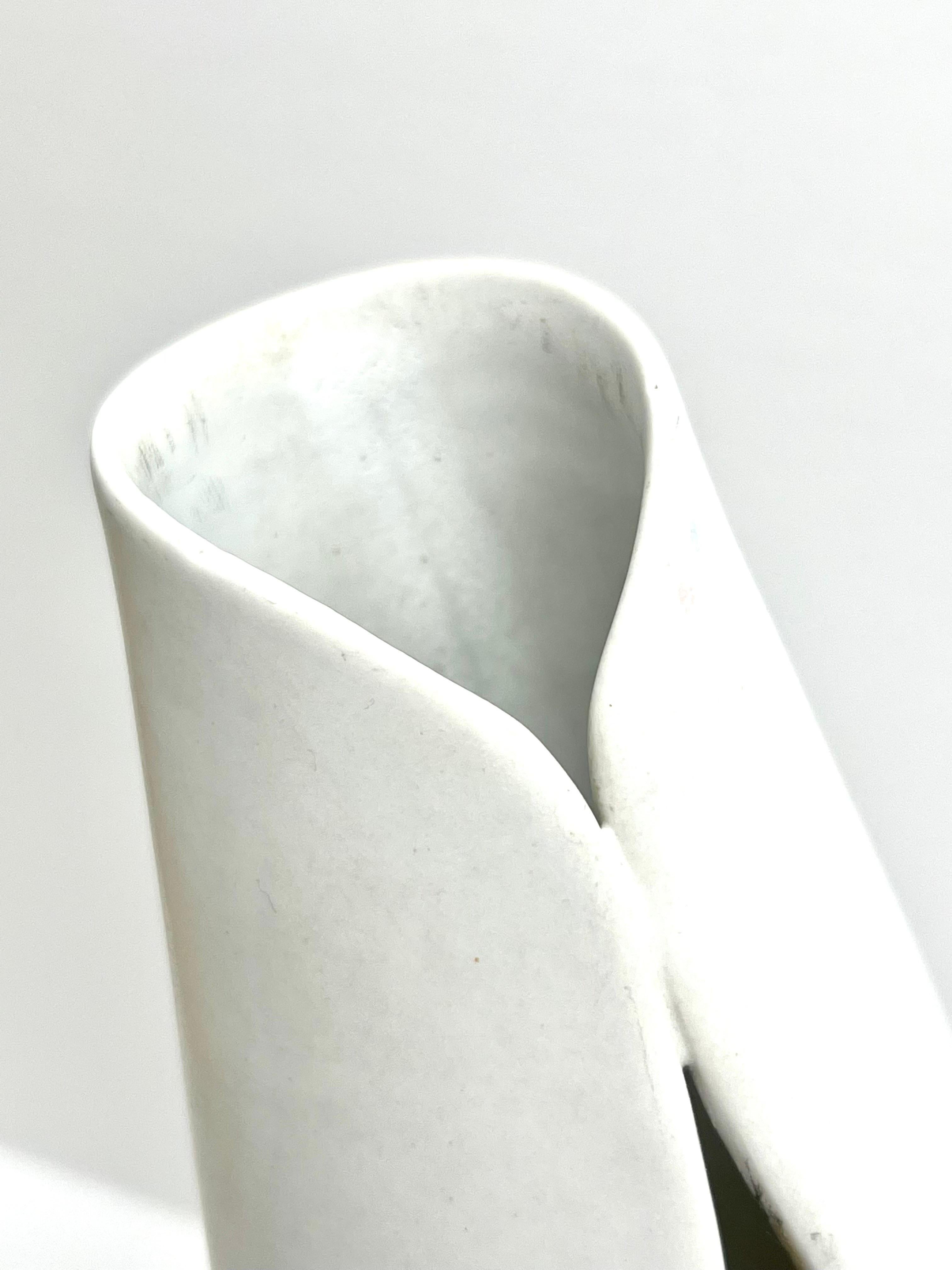 Stig Lindbergh Gustavsberg Abstract Matte White Veckla Vase For Sale 3