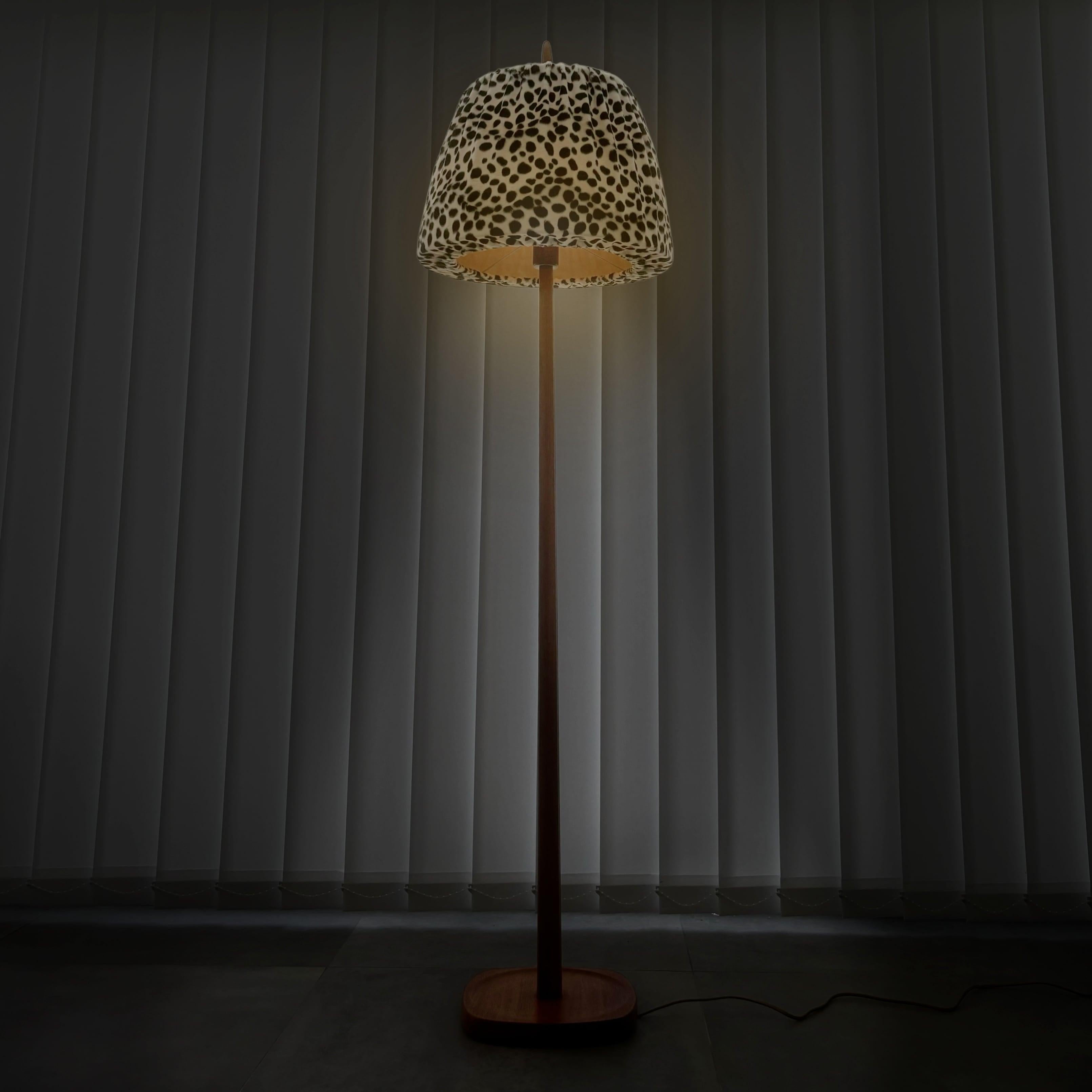 Swedish Stilarmatur Tranås floor lamp, teak and brass, Sweden, 1960s For Sale