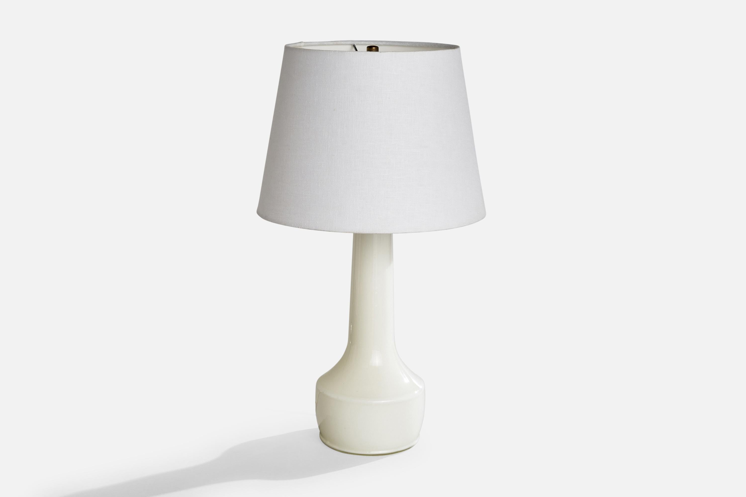 Stilarmatur Tranås, Table Lamps, Glass, Brass, Sweden, 1960s In Good Condition For Sale In High Point, NC
