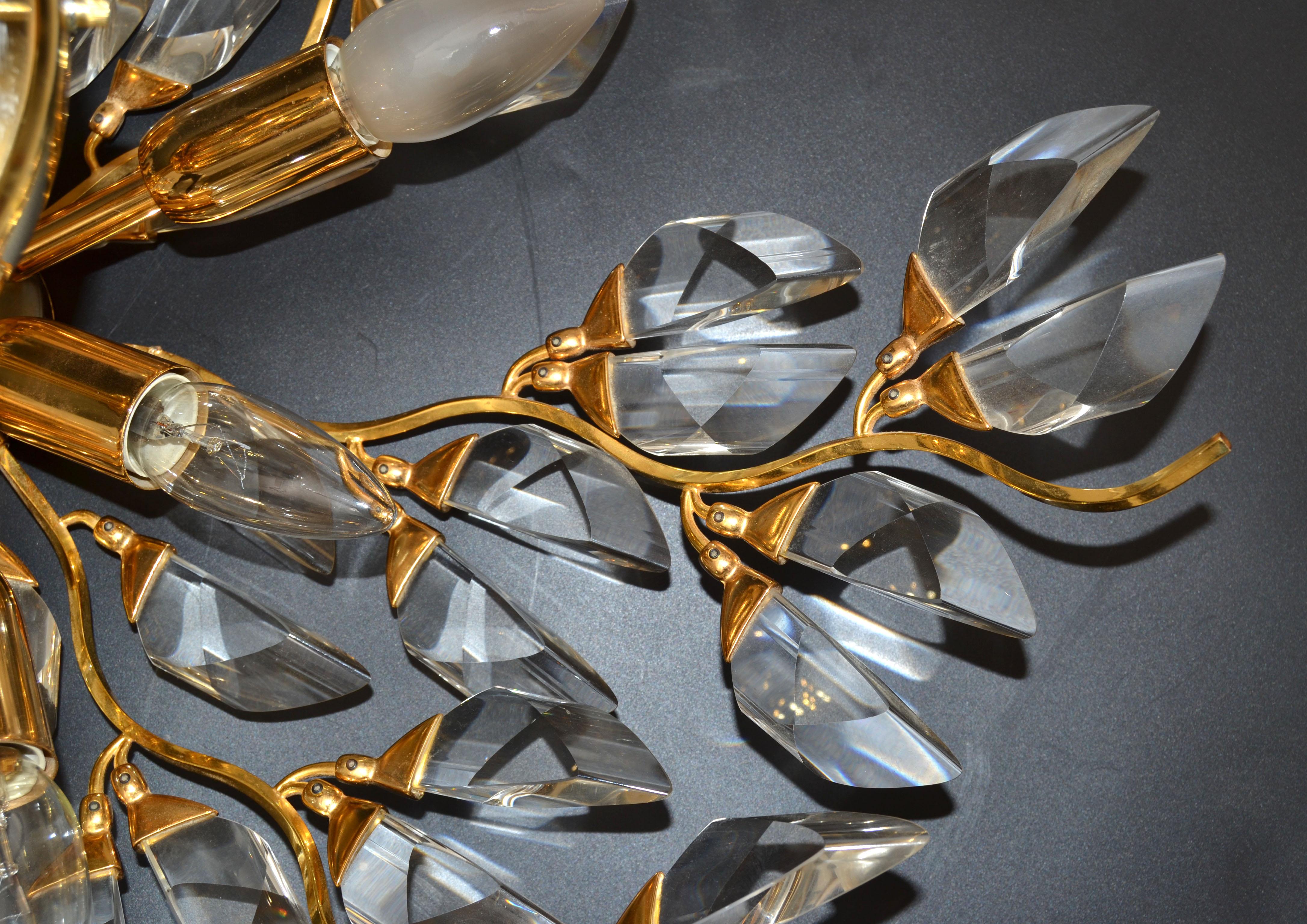 Stilkronen Mid-Century Modern 8-Licht-Kronleuchter, vergoldet, Messing und Kristall, Italien im Angebot 1