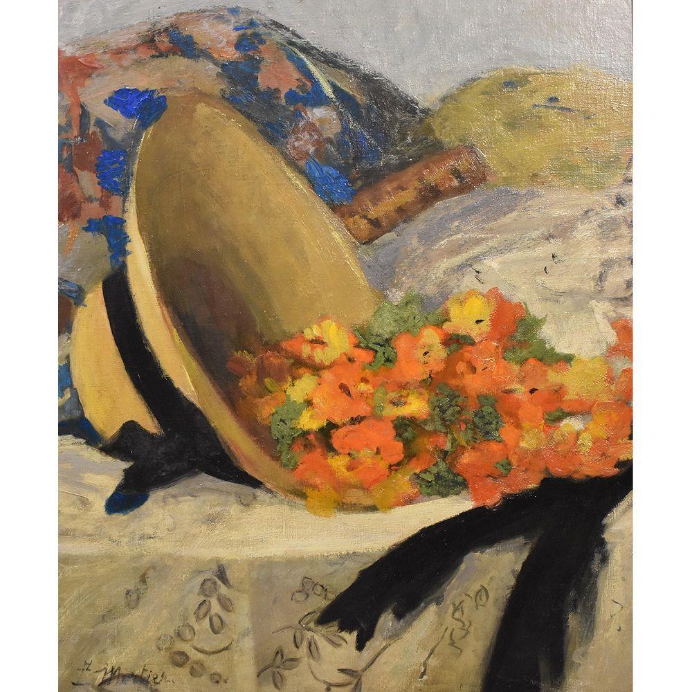 Flowers artwork, oil painting, Still Life with Straw Hat and Flowers Bouquet of small roses proposed here is
an oil painting on canvas of the twentieth century. Art Déco.  Early 20th Century. It also has an original golden frame realised in the