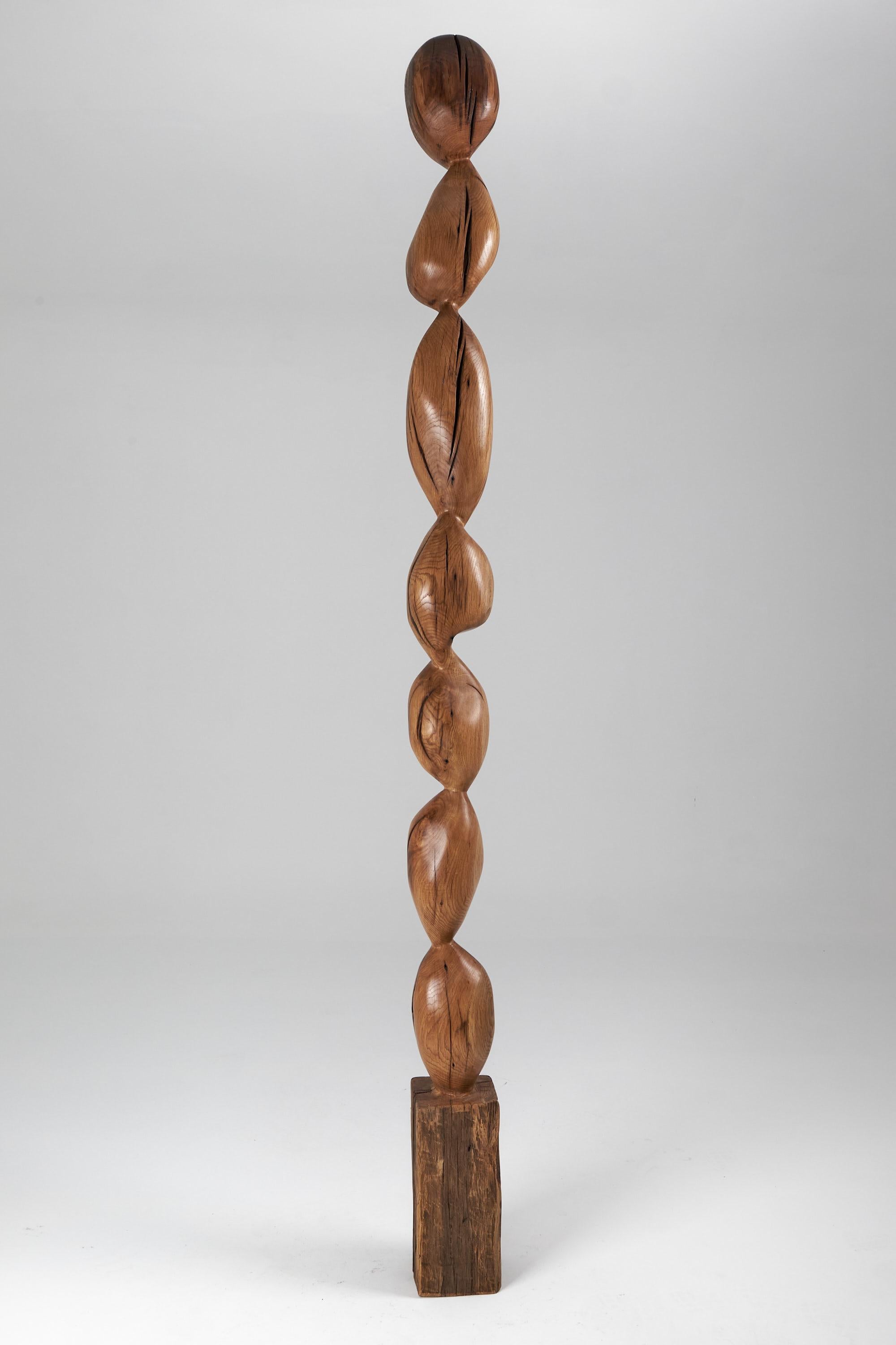 Sculpté Still Stand Sculpture abstraite biomorphique en bois, sculptée à la tronçonneuse, XL en vente