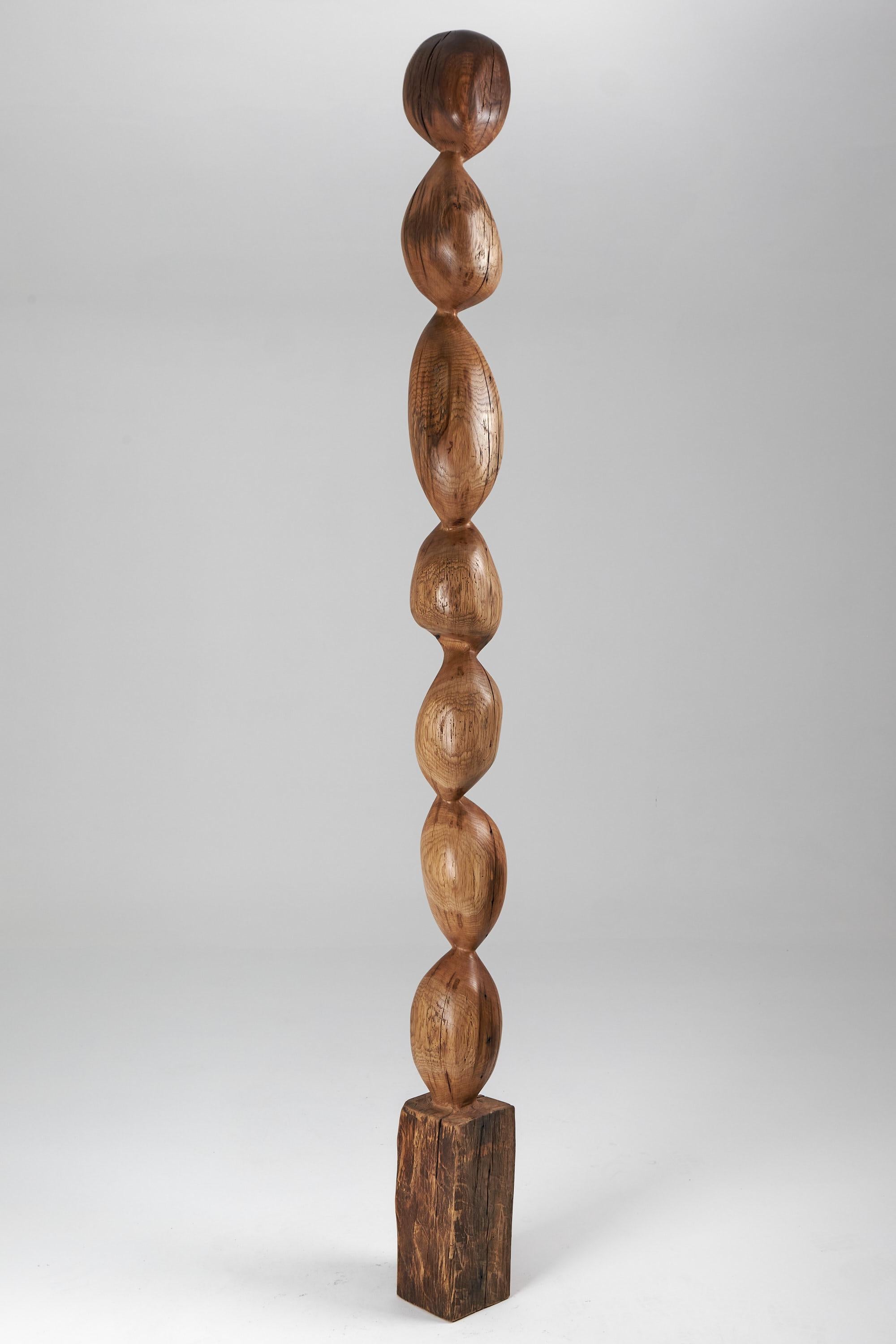 Still Stand Abstract Biomorphic Wood Sculpture, Kettensäge geschnitzt, XL (Eichenholz) im Angebot