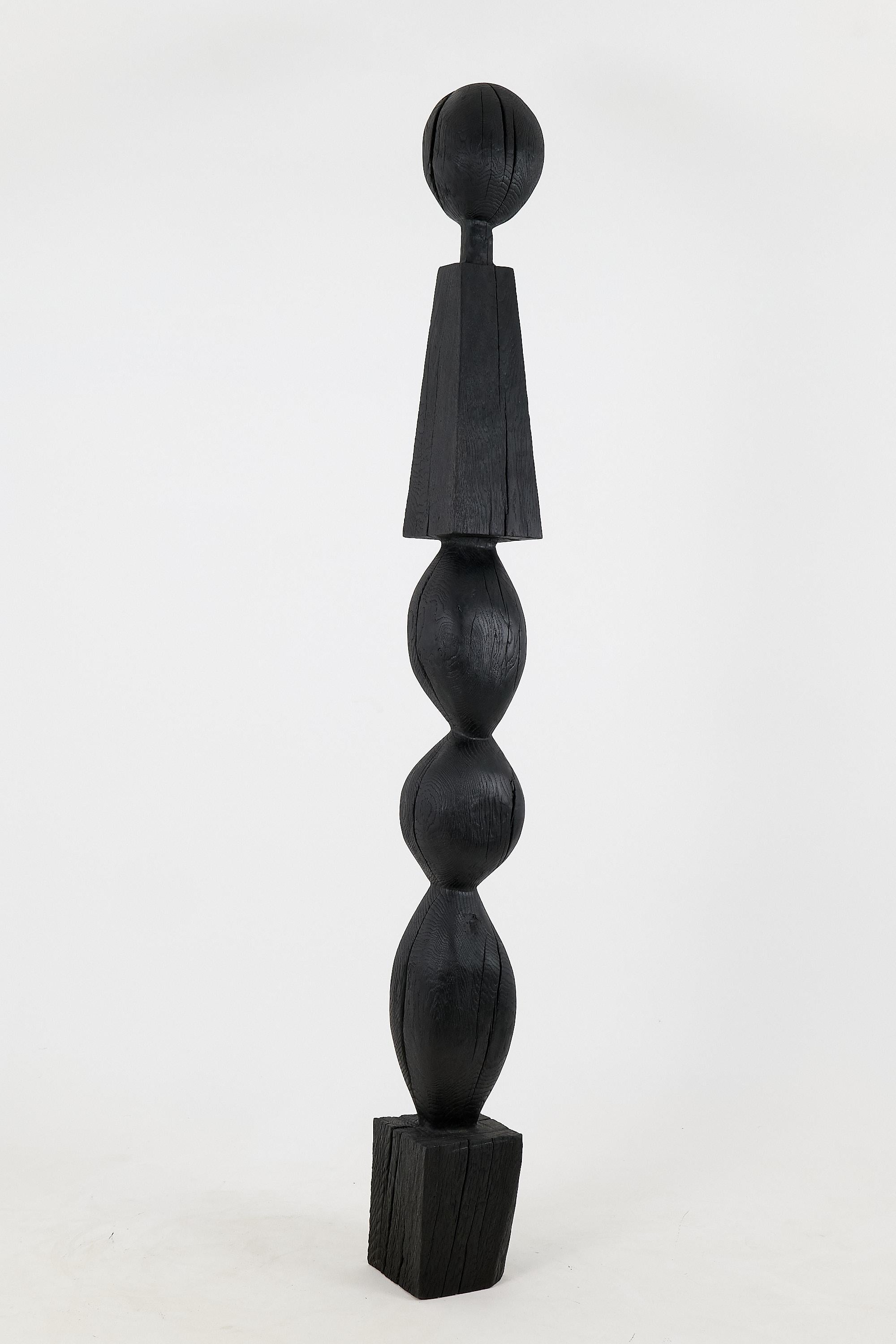 Still Stand Abstract Biomorphic Wood Sculpture, Column, Chainsaw Carved, XL In New Condition For Sale In Stara Gradiška, HR